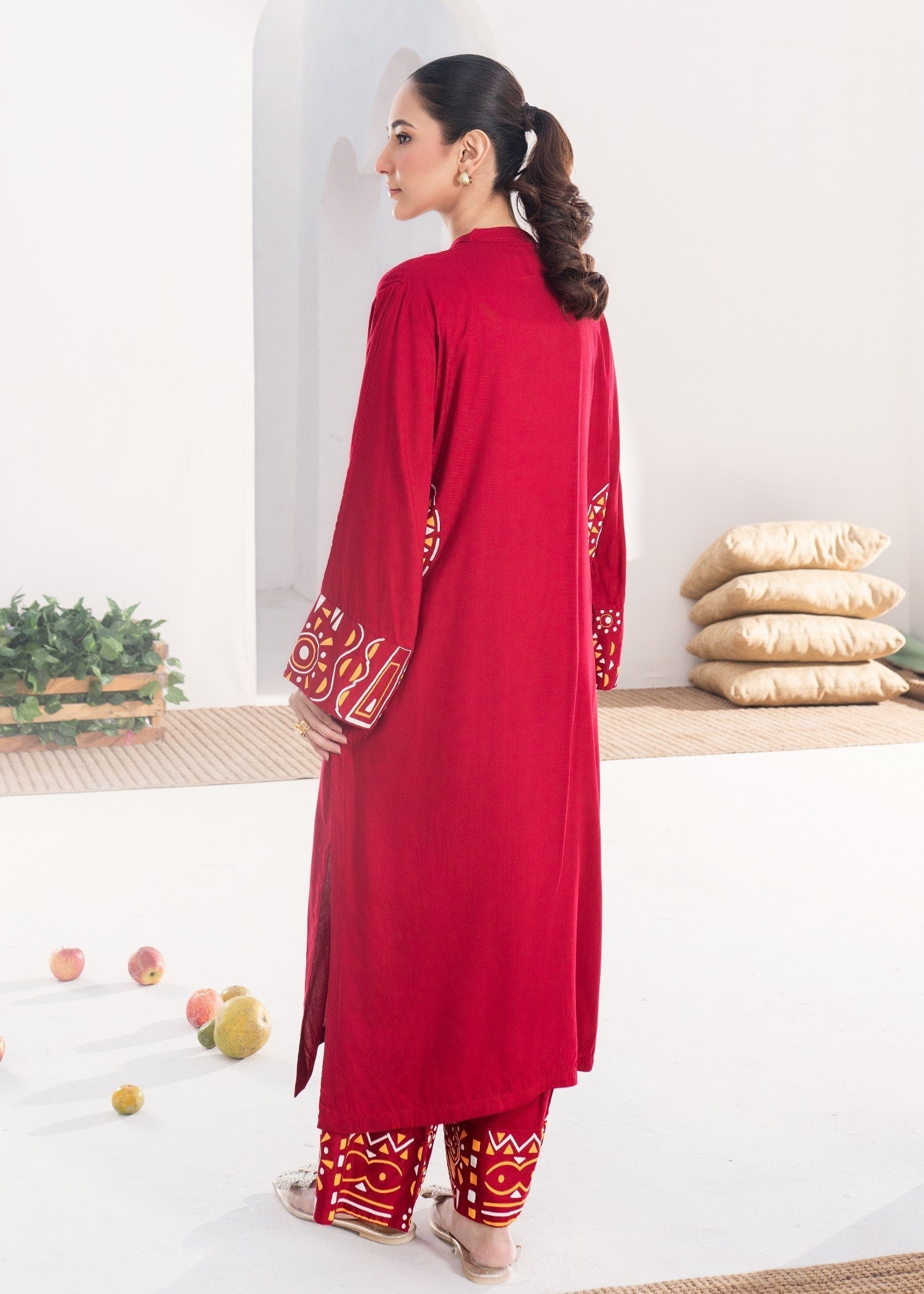 Hoorwani Tehwaar Women 2pcs