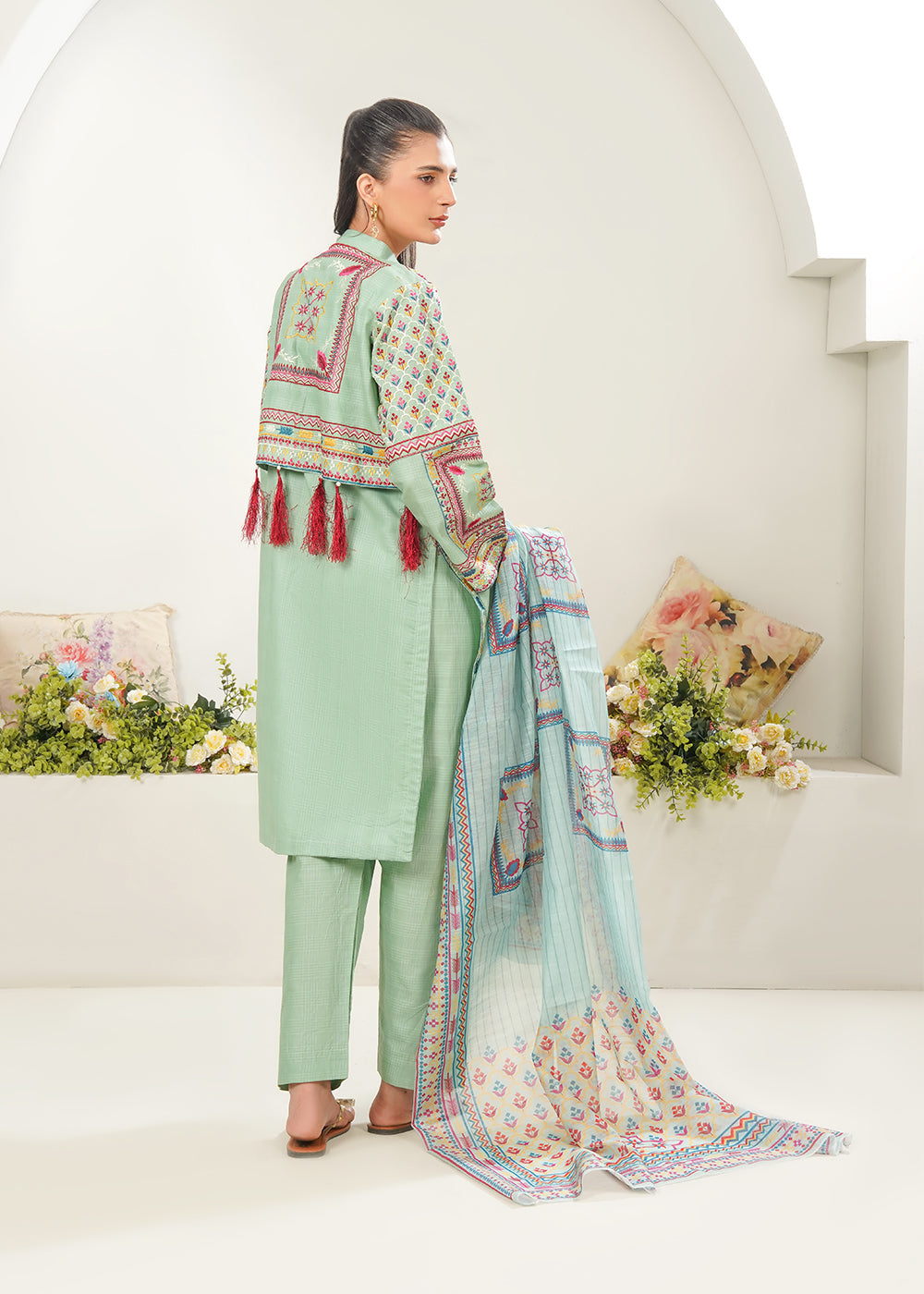 Elara Official Embroidered Lawn Suit with Jacket Women 3pcs