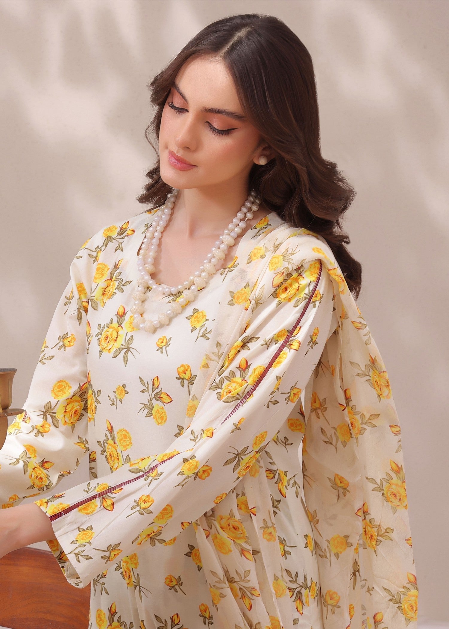 Feathers AABIRAH Women 3pcs