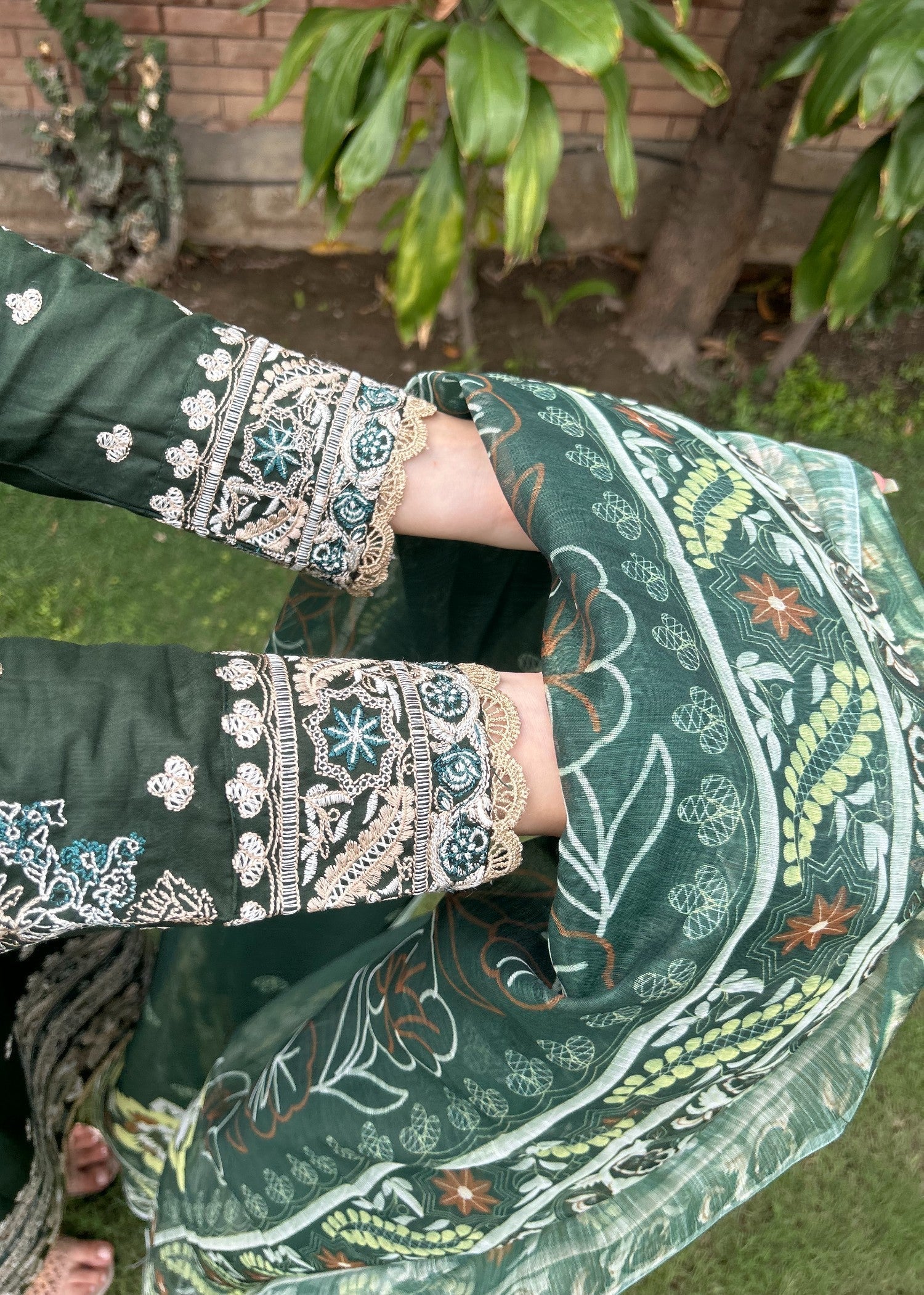 Attirepret Dark Green Viscose Embroidered Cotton Suit Women 3pcs