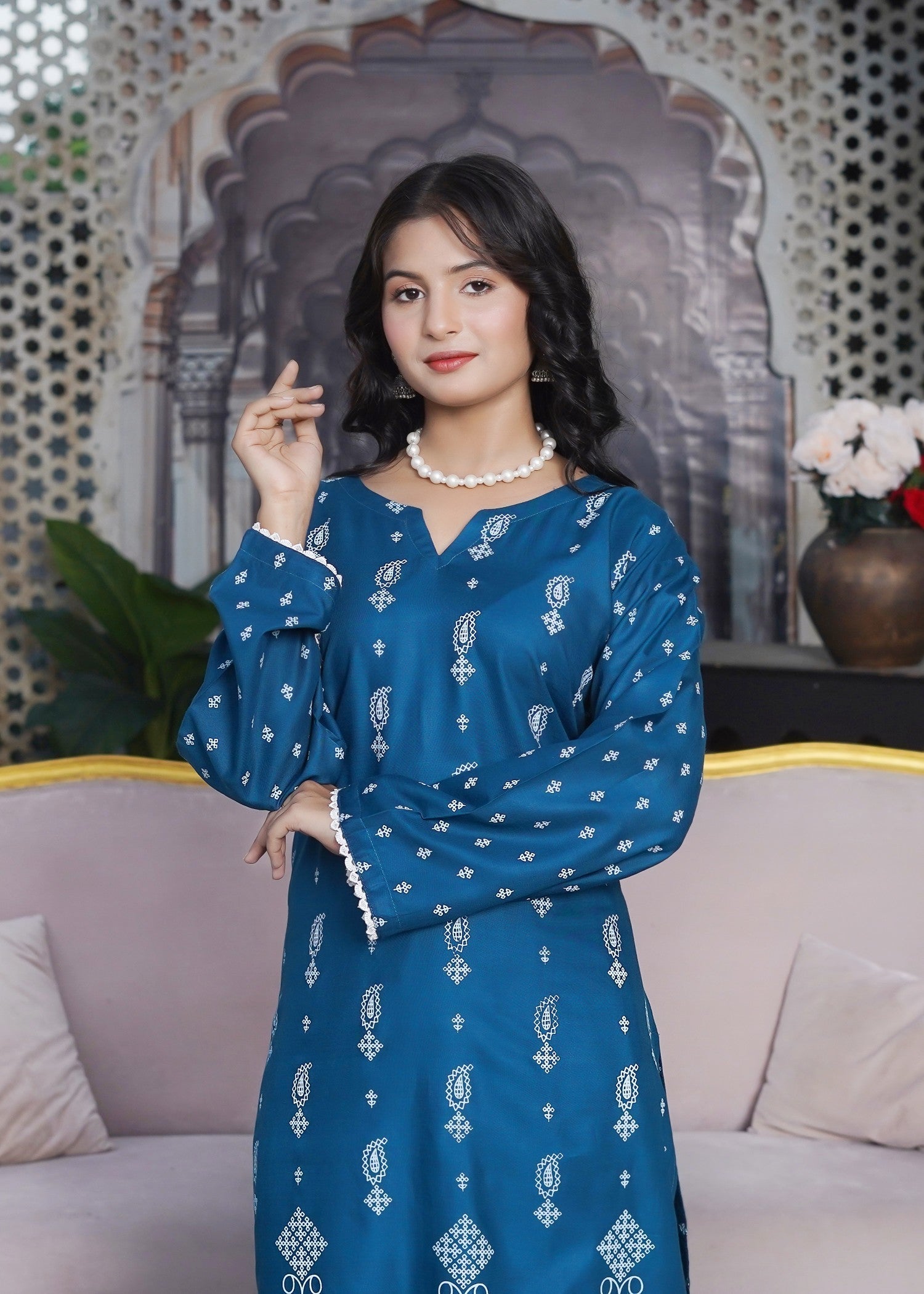 Hamna Kalim GULNAR ZINC Women 2pcs