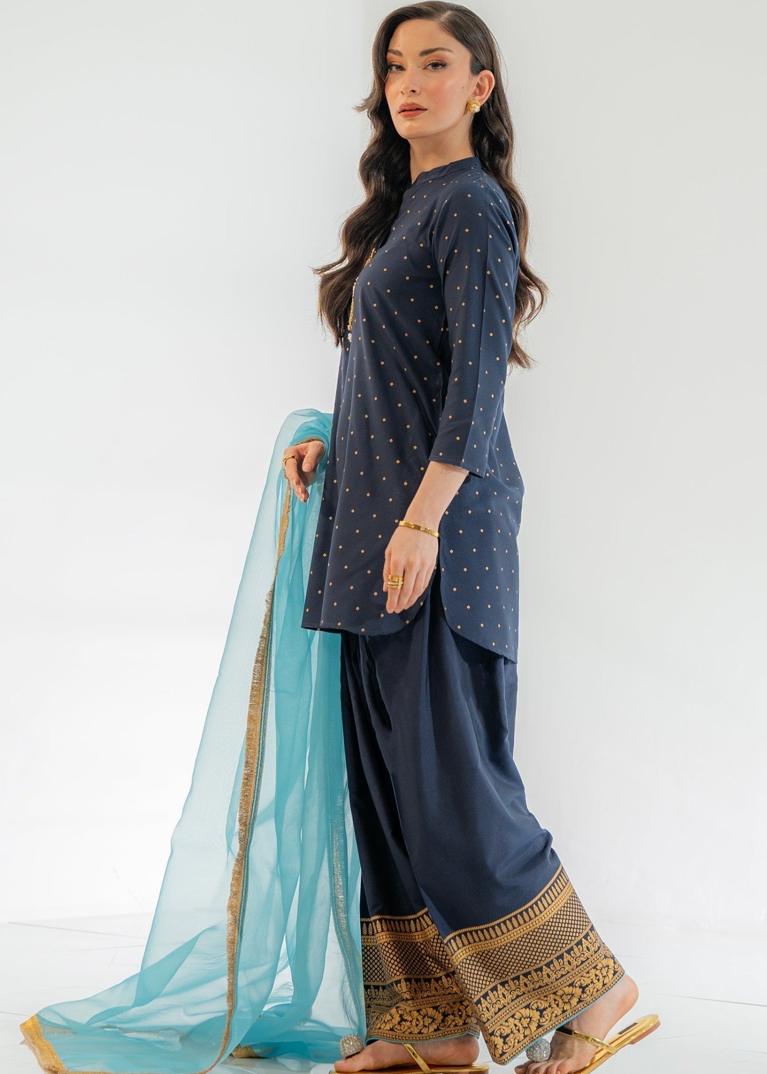 B.K Clothings Artistic Women 2pcs