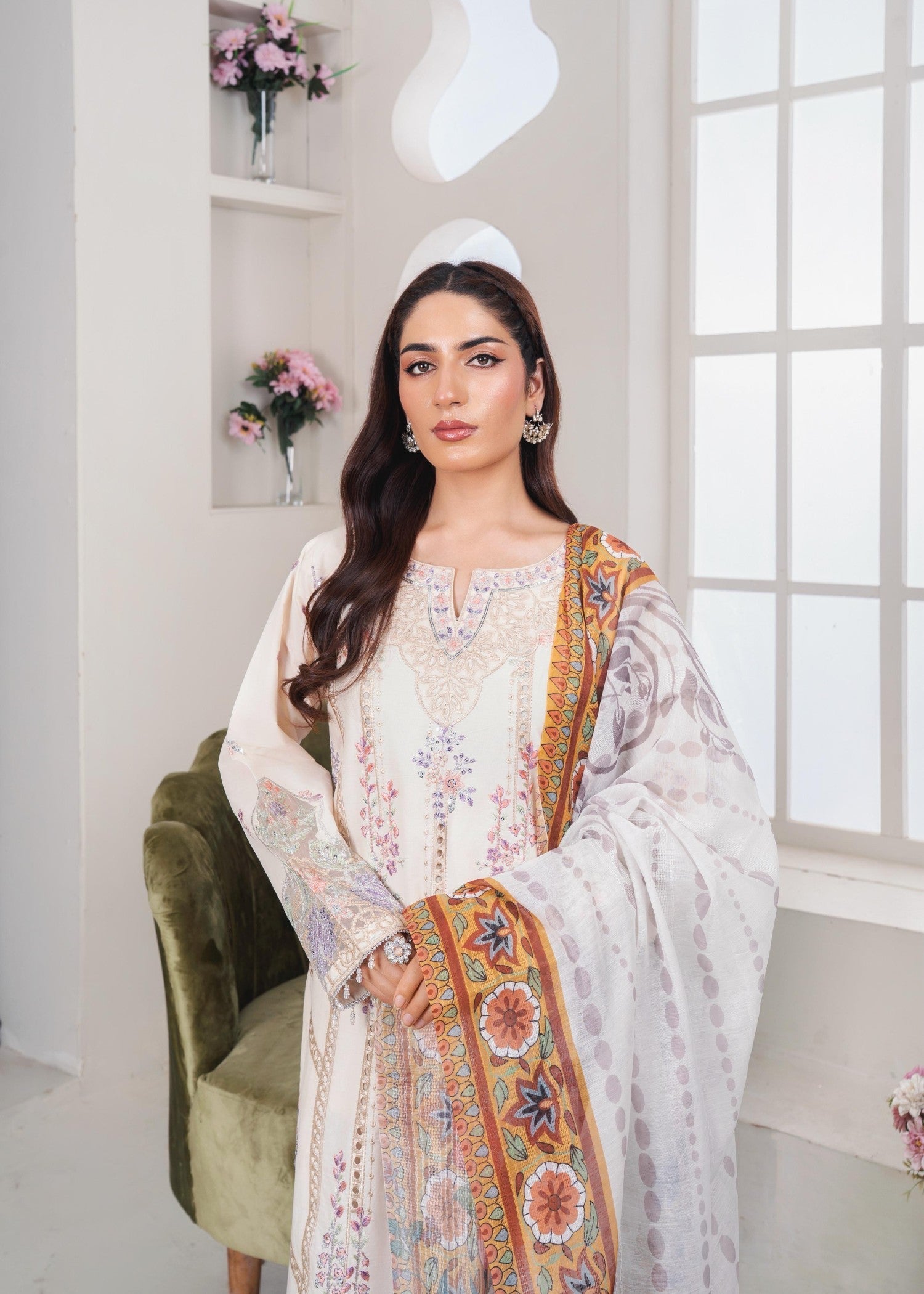 Fatima Noor’s Psd 54 4 Women 3pcs