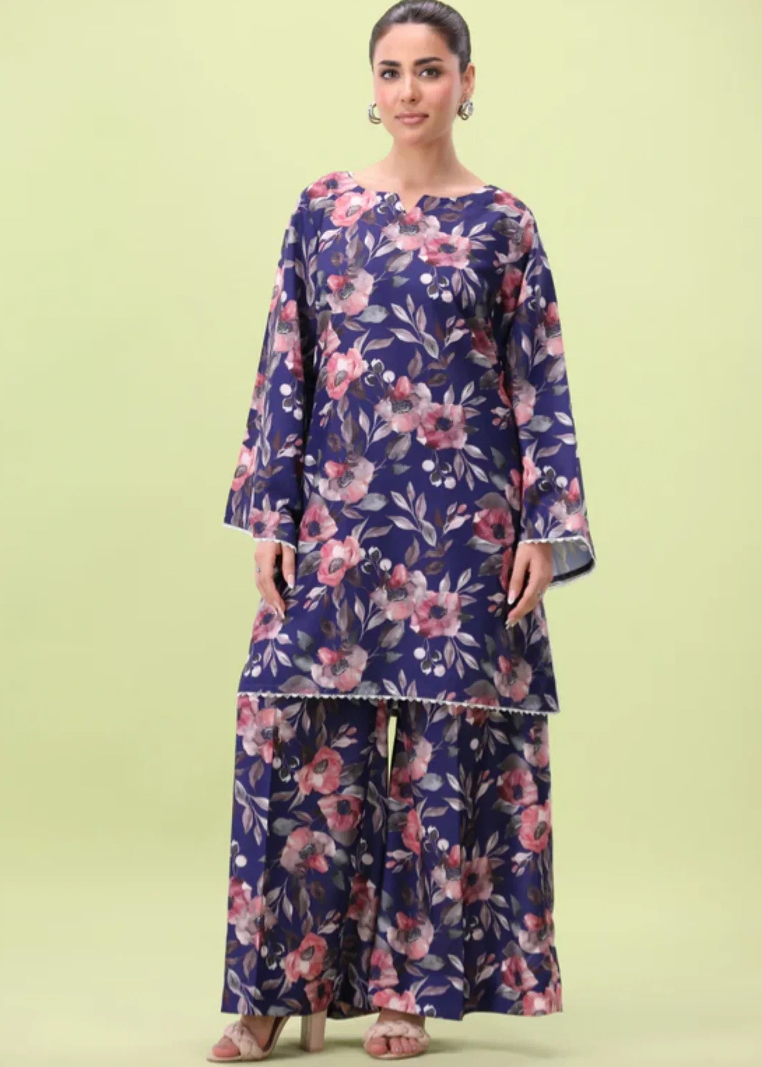 Mohagni GM 05 STITCHED Women 2pcs