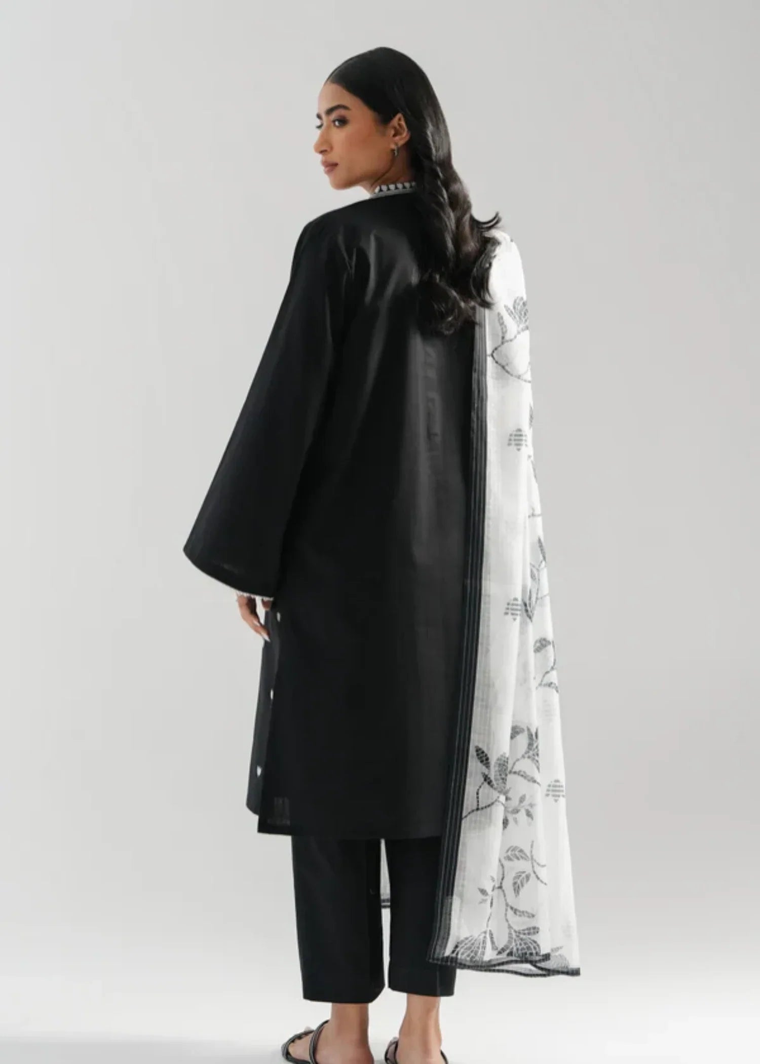 Zeen EMBROIDERED SUIT WAM35210 Women 3pcs