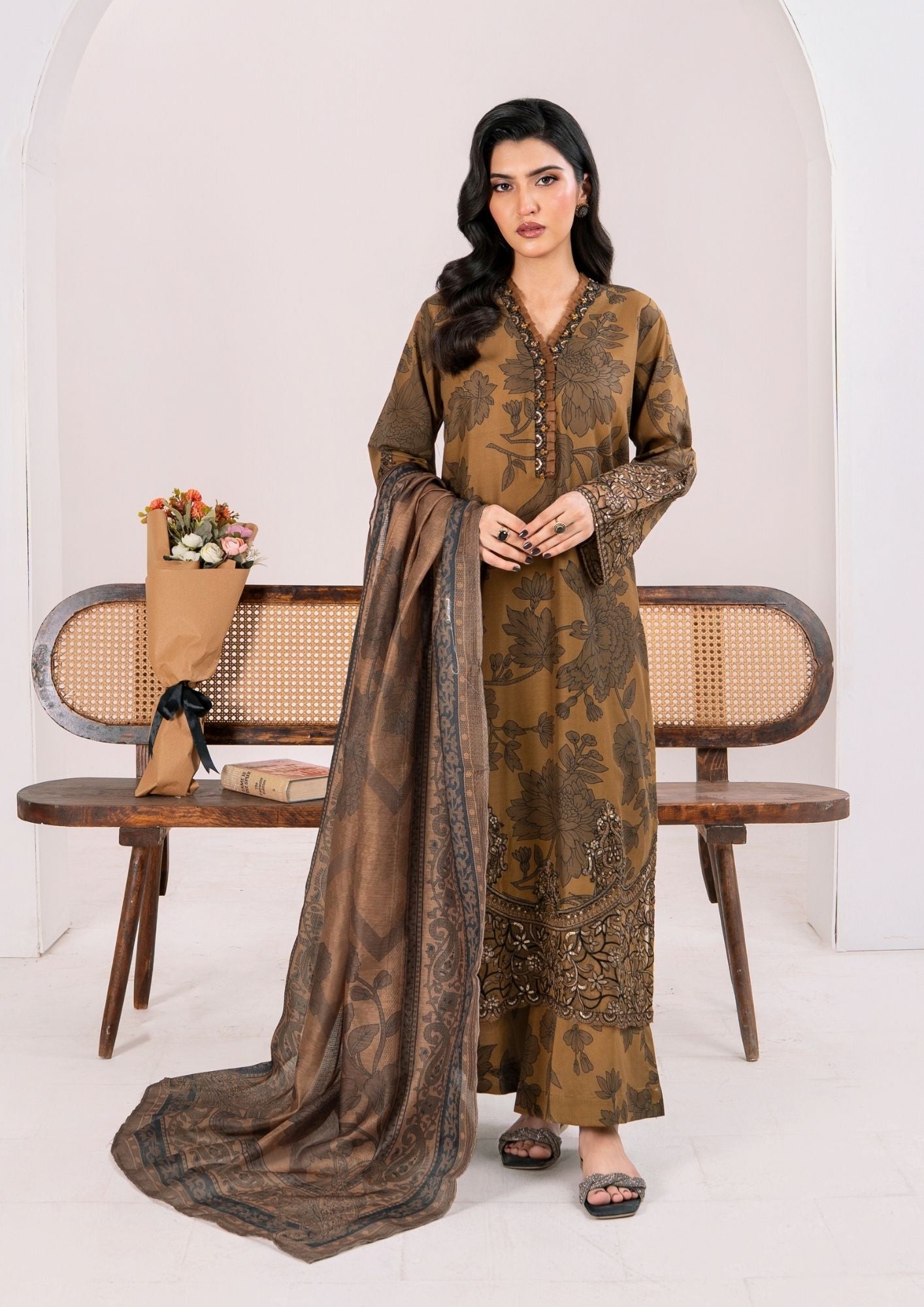 Alfatah Pret Printed Lawn with Embroidery RANAAI S25 0009 Women 3pcs