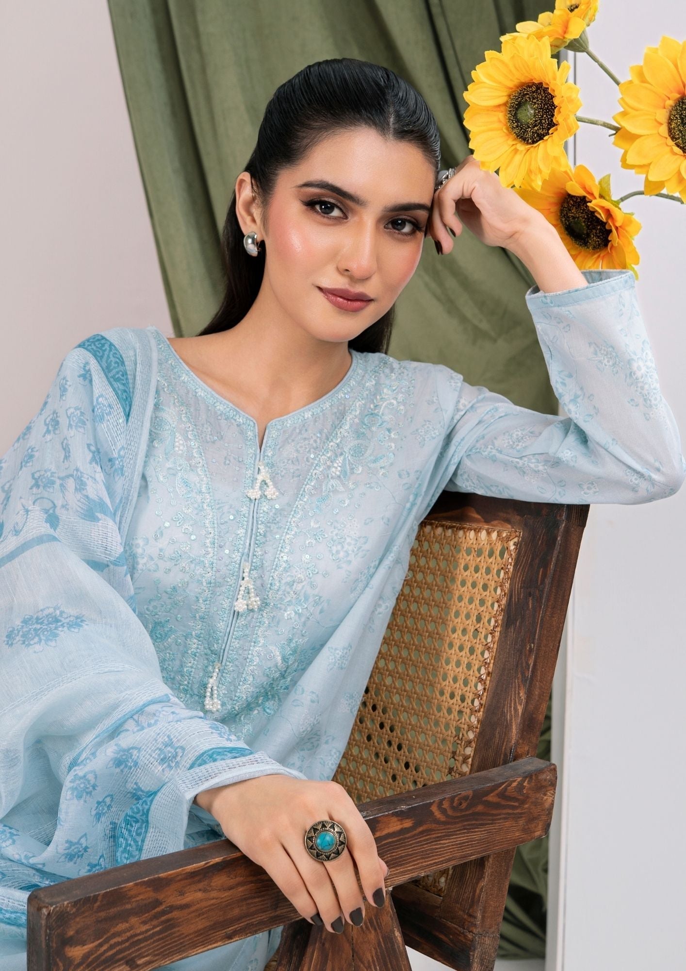 Alfatah Pret Printed Lawn with Embroidery RANAAI S25 0003 Women 3pcs