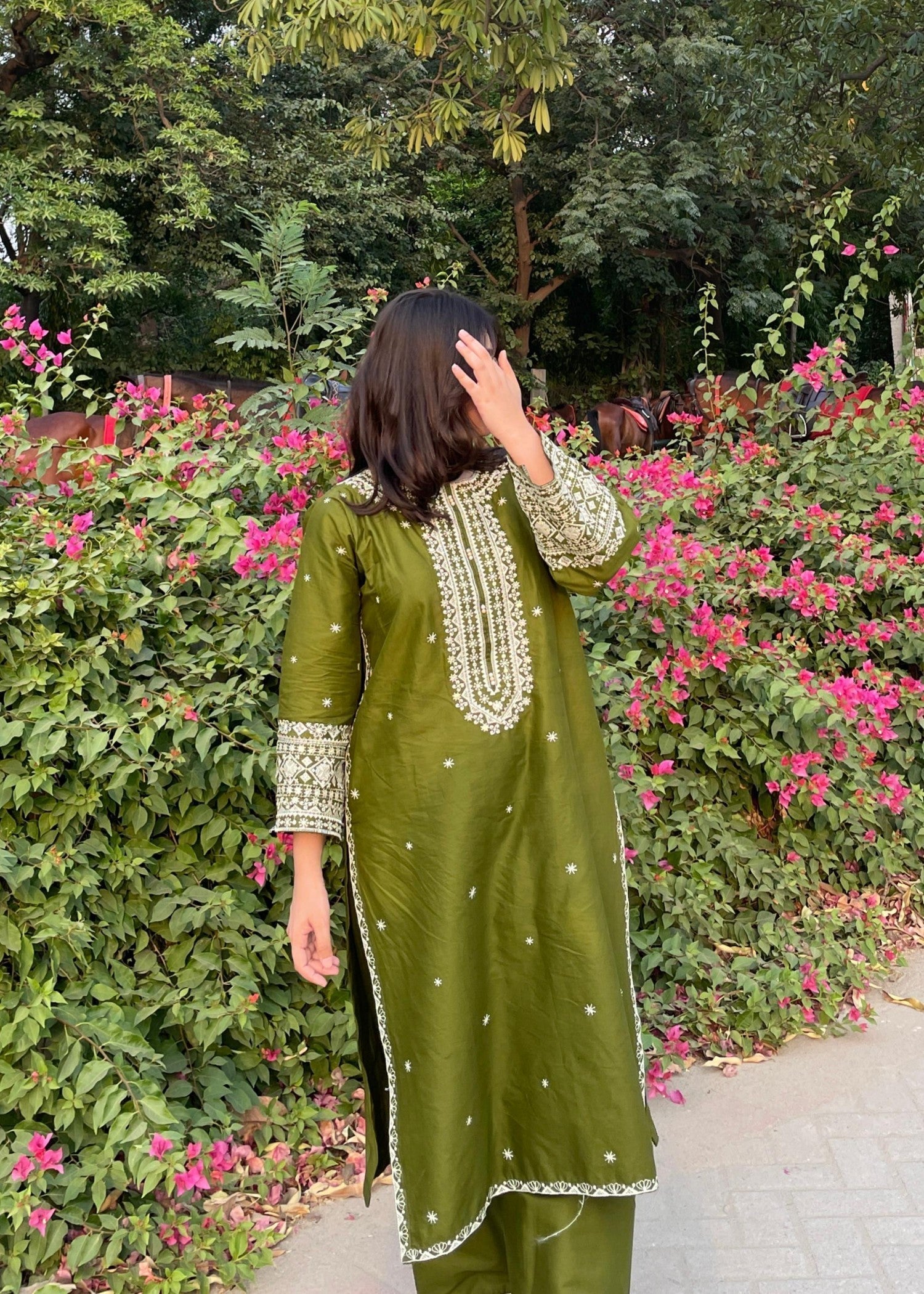 Chaudhary Arts Elvin Embroidered Women 2pcs