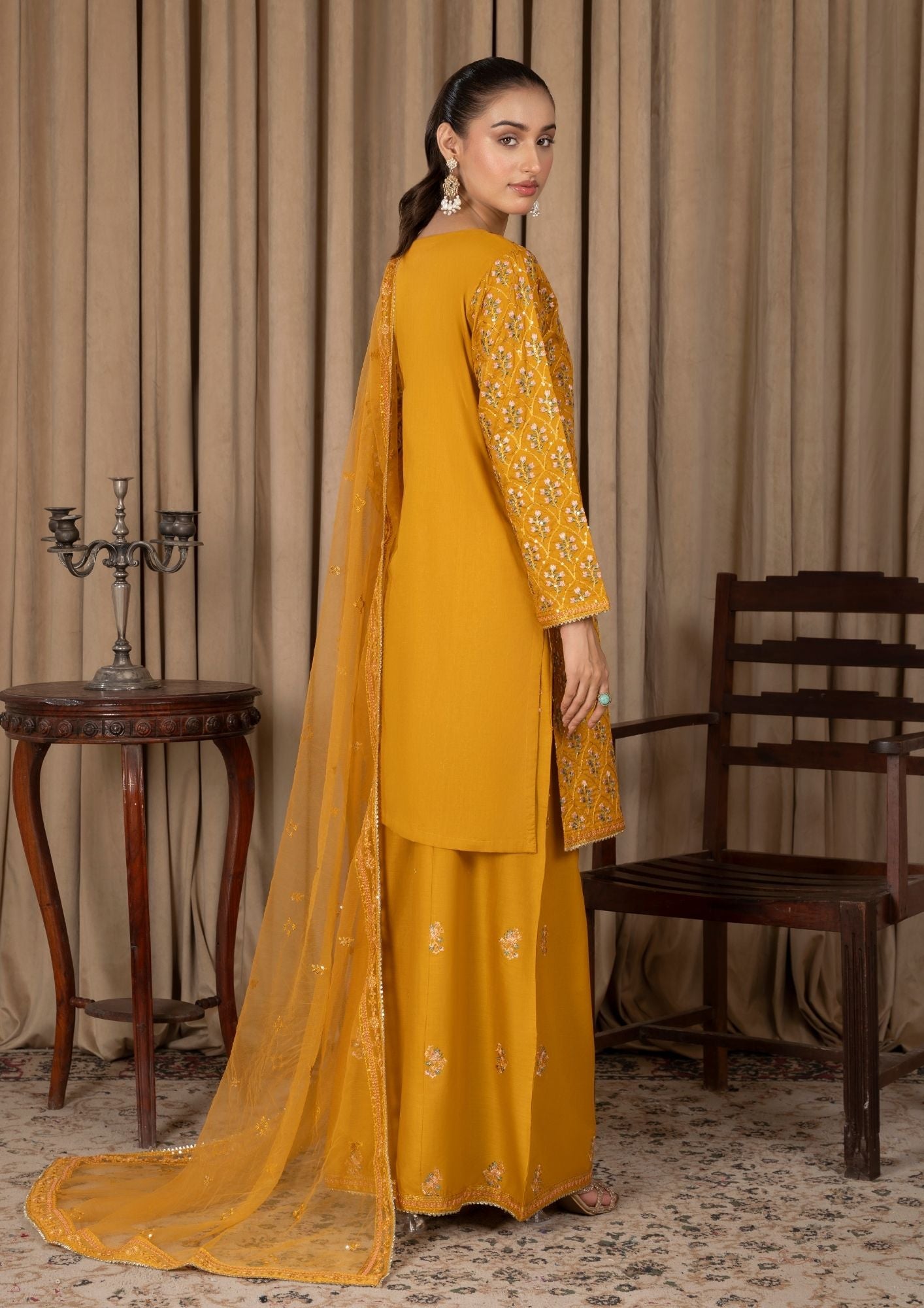 Alfatah Pret Embroidered Lawn ZAUQ S25 0011 Women 3pcs