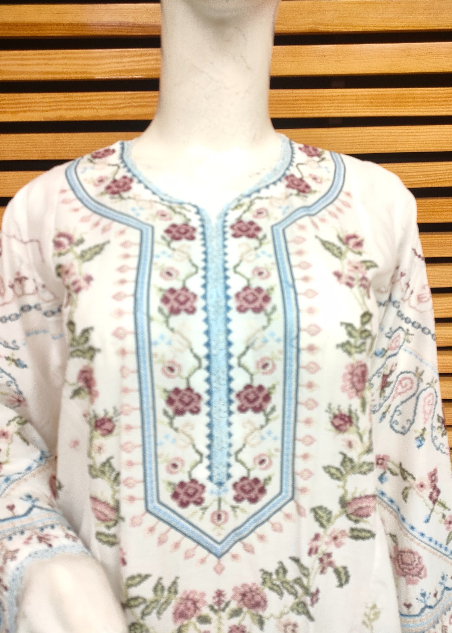 Coco By Zara Shahjahan Coco Serene 2B 25 Women 3pcs