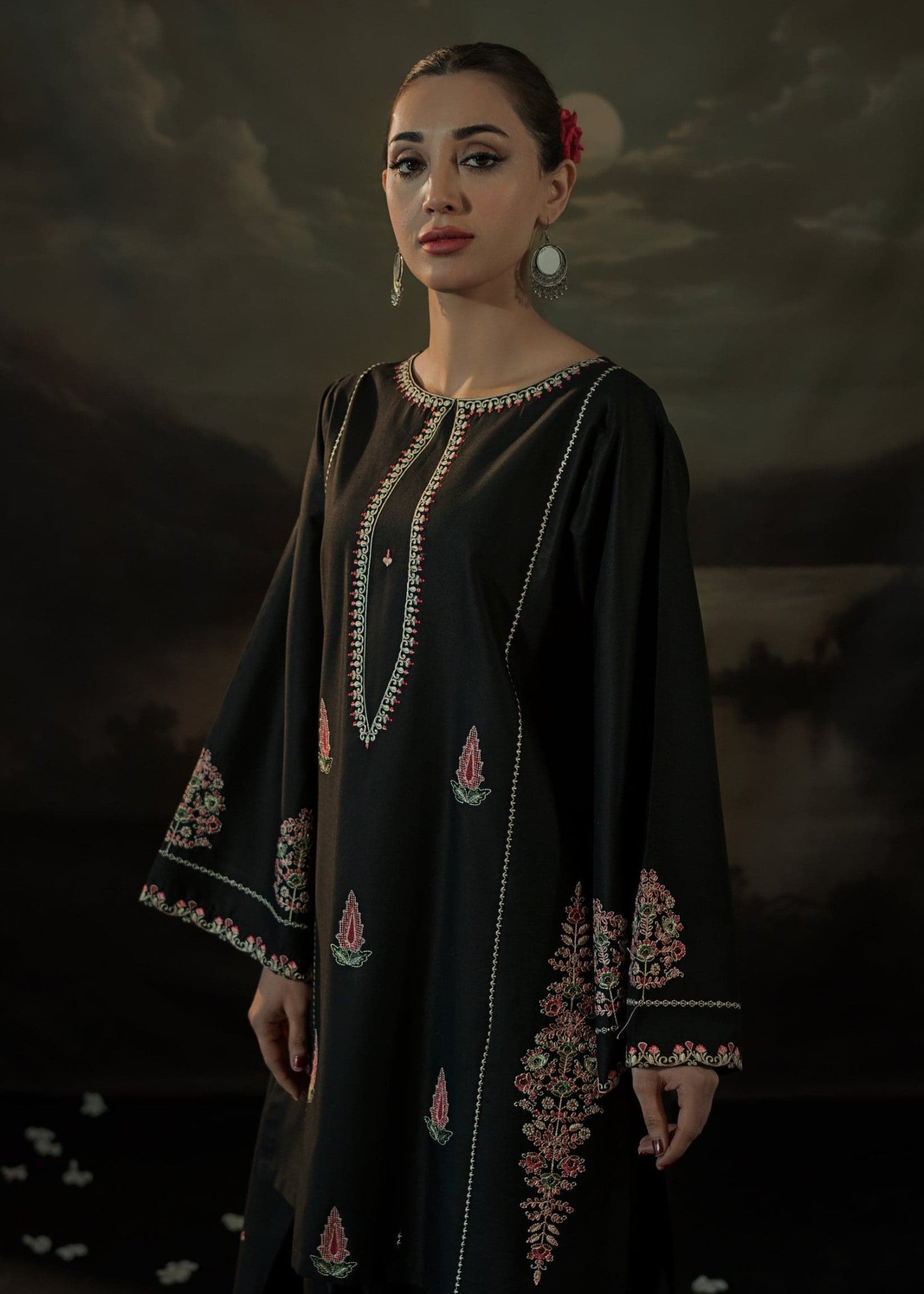 Gulposh Black Irus Women 2pcs