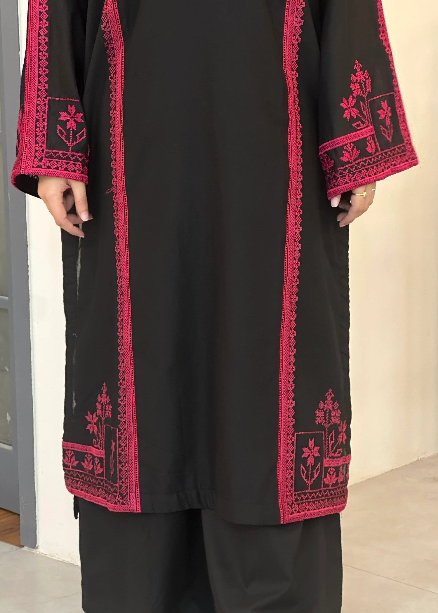 Chaudhary Arts Black Noir Women 2pcs