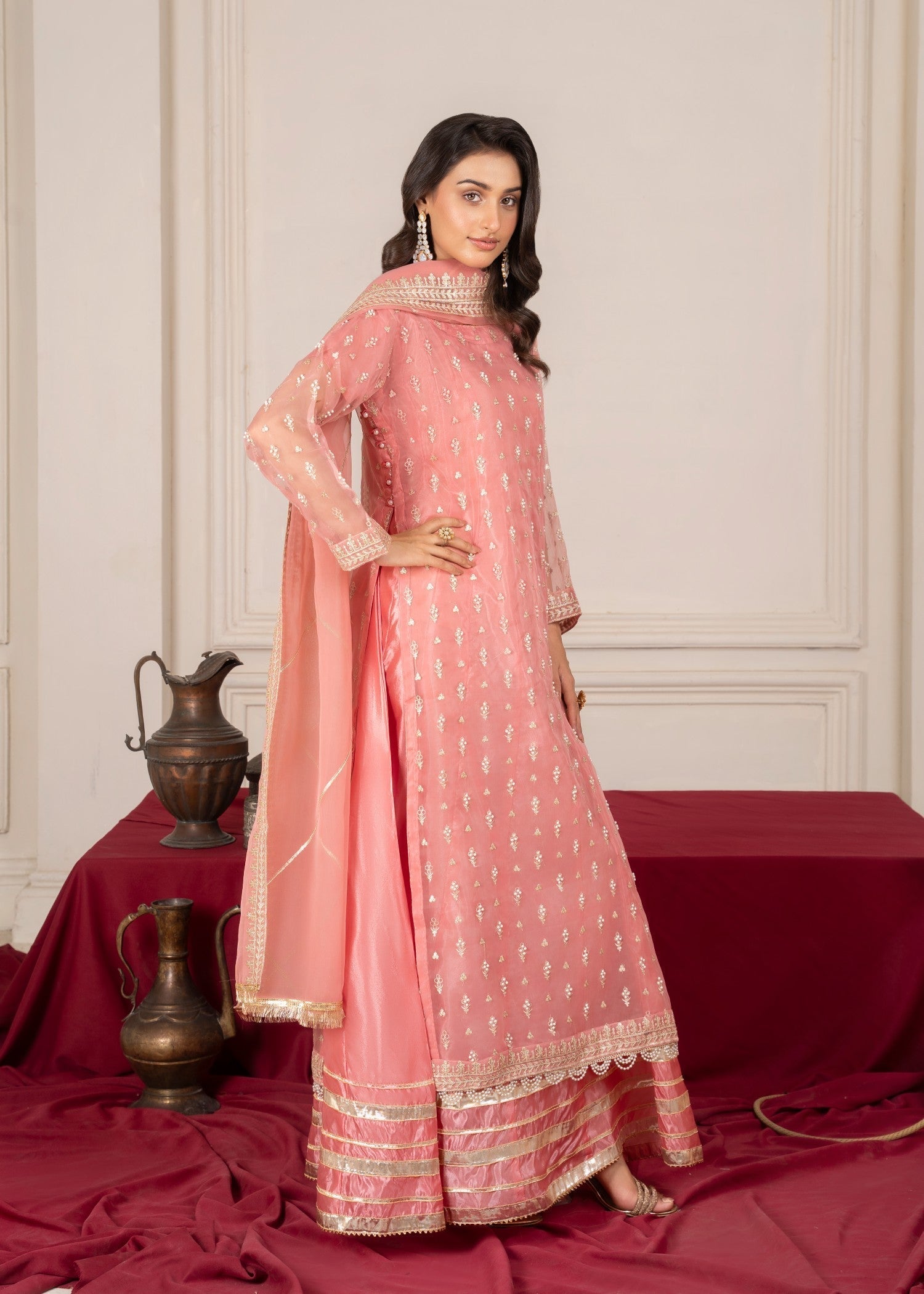 Avira Pret Zarpashay Women 4pcs