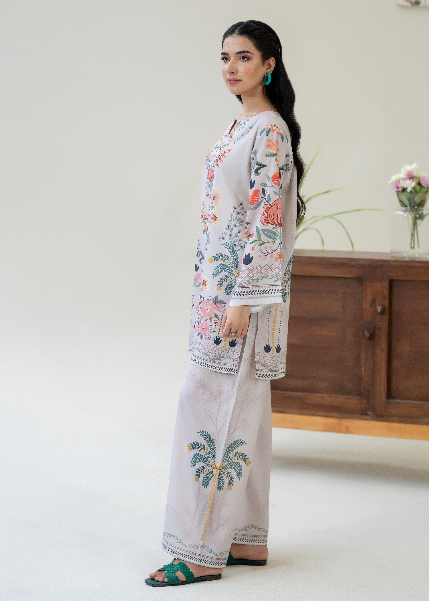 WearCuckoos Eryndra Women 2pcs