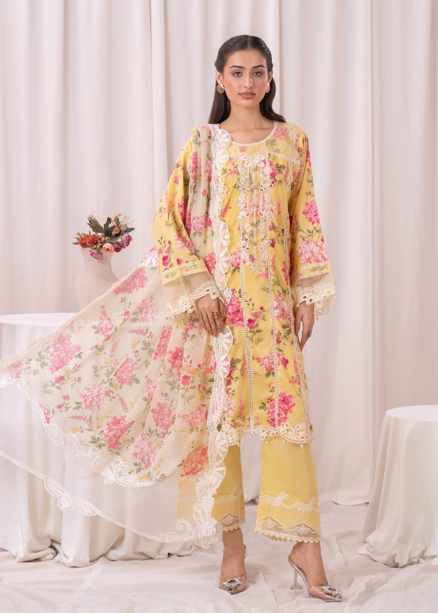 Polawn PD LAWN 25 429 A | PRET LAWN COLLECTION Women 3pcs