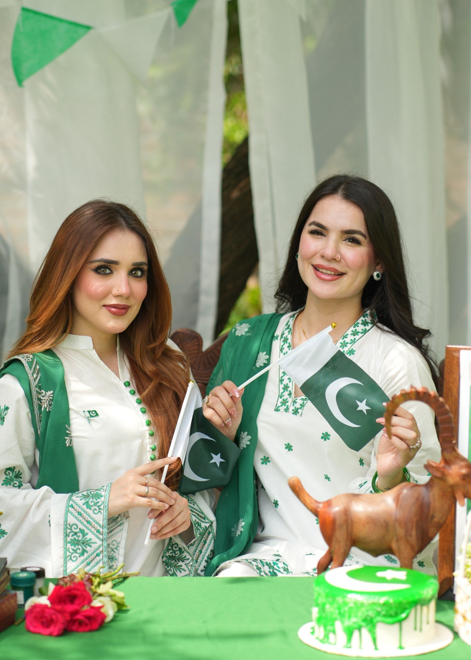 Rungrez Farshi Shalwar Pakistani Ethnic Lawn outfit Women 3pcs