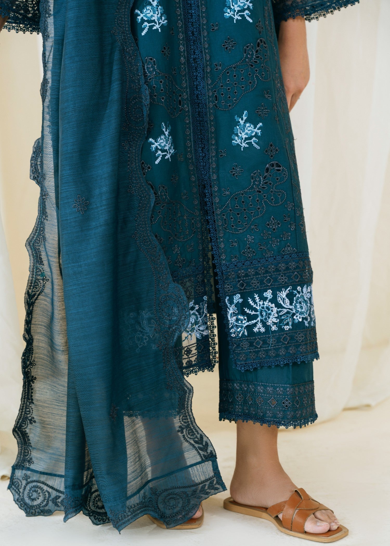 Arsh Apparel SORAYA Women 3pcs