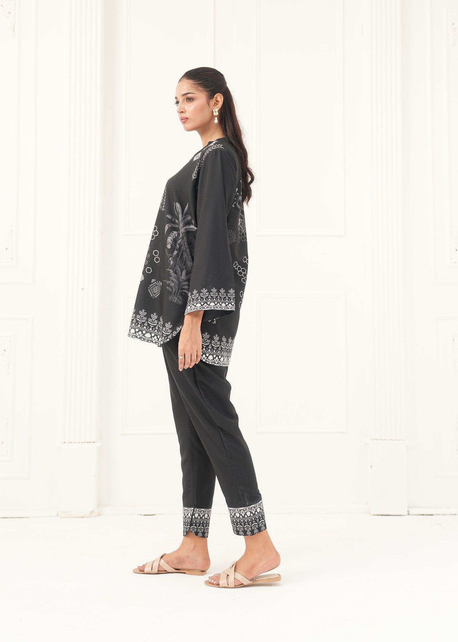 Nairah Nureh Women 2pcs