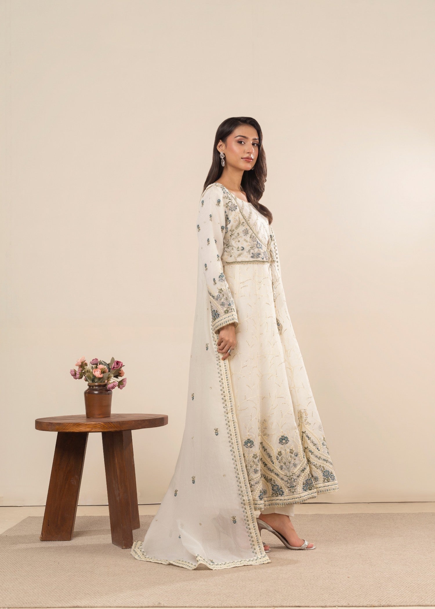 Khubsurat 3881 KH OR NT Off White Embroidery Maxi Women 4pcs