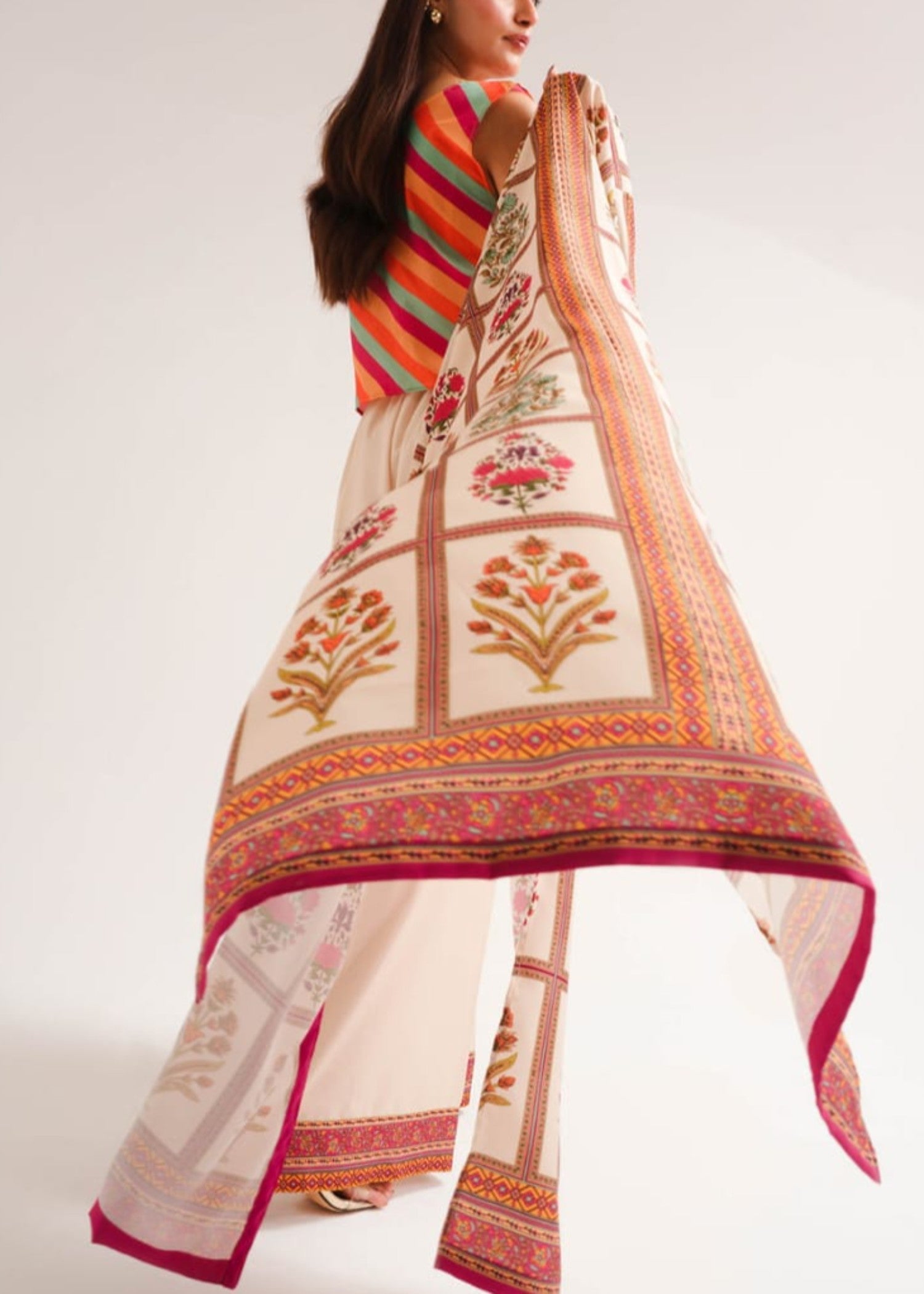 Kala Jora Chamak Women 3pcs