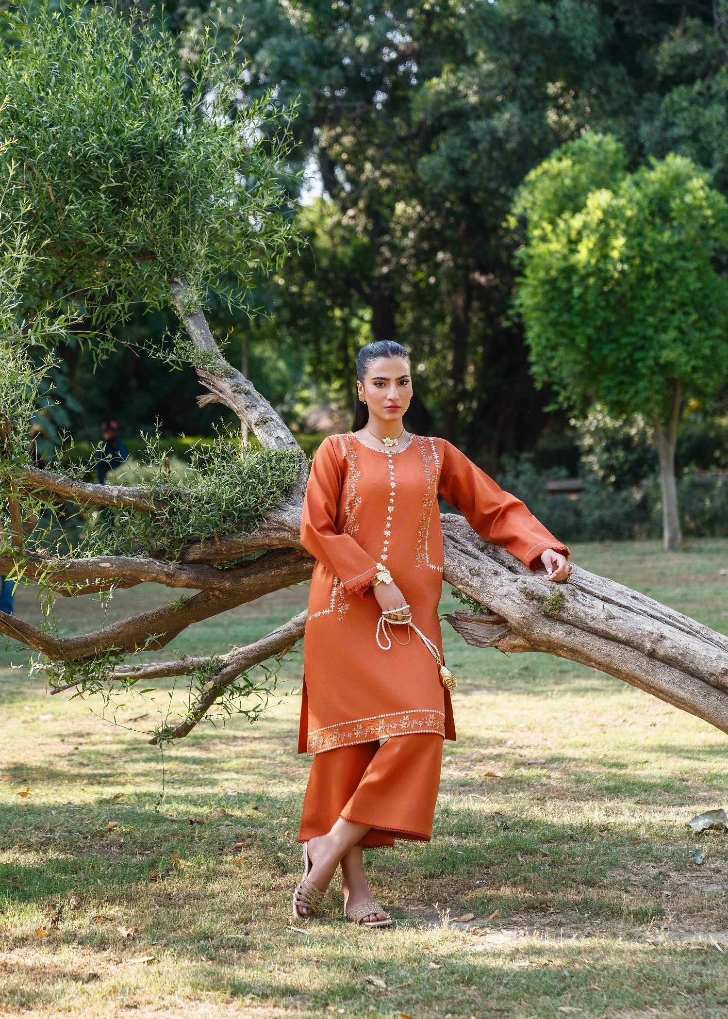 Sehrish Kanwal Gloria DL 05 Women 2pcs