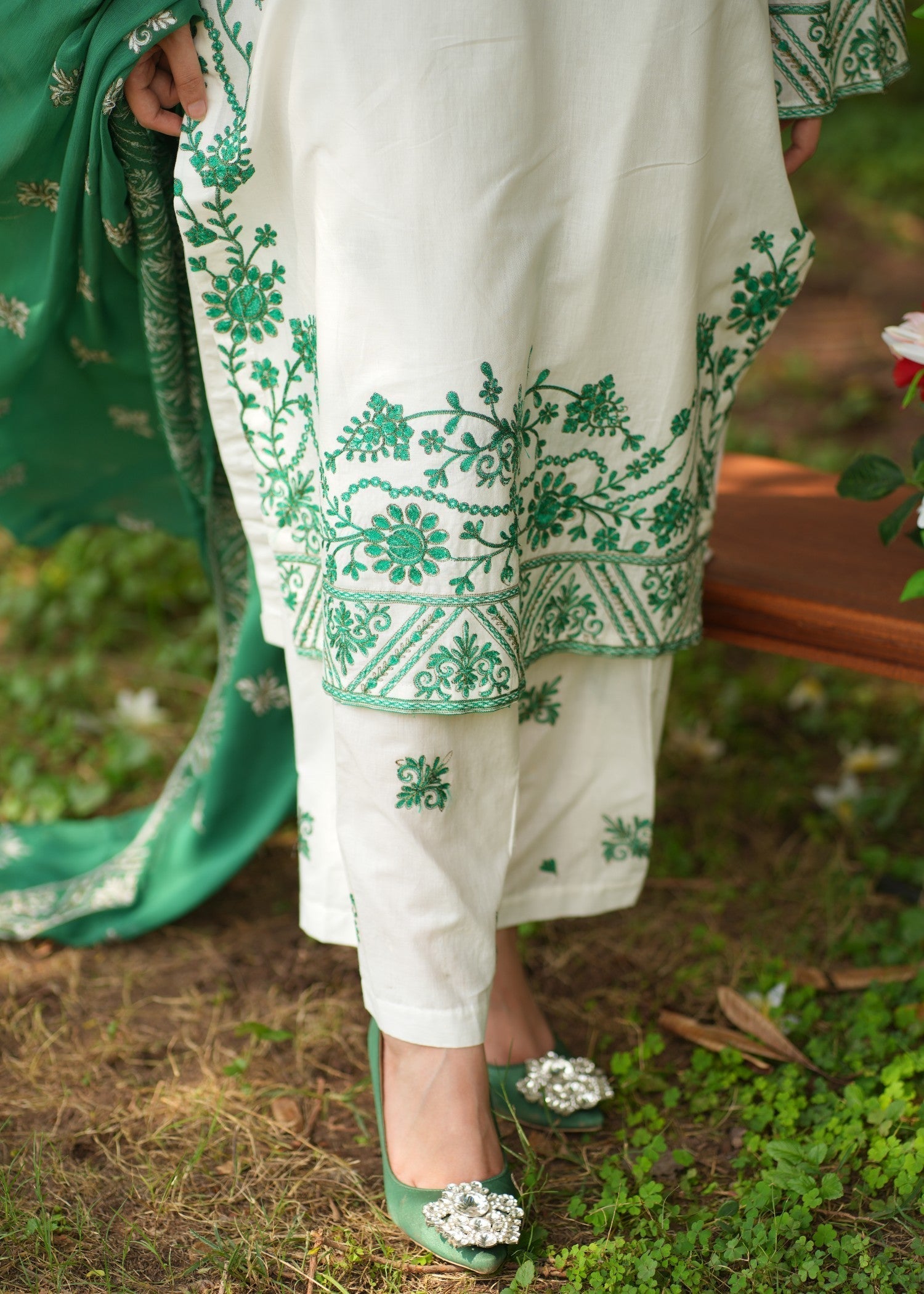 Noor Asiya Azaadi Pakistani Ethnic Lawn Dress Women 3pcs