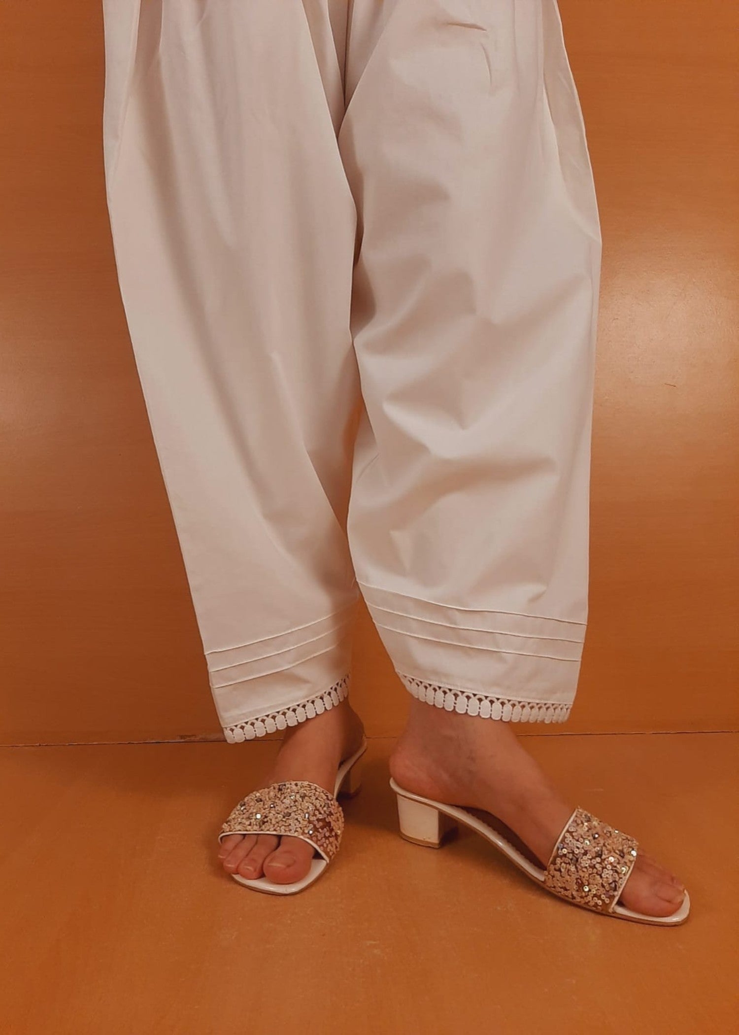 Zardi Laces Embellished Shalwar White ZSL06 Women 1pcs