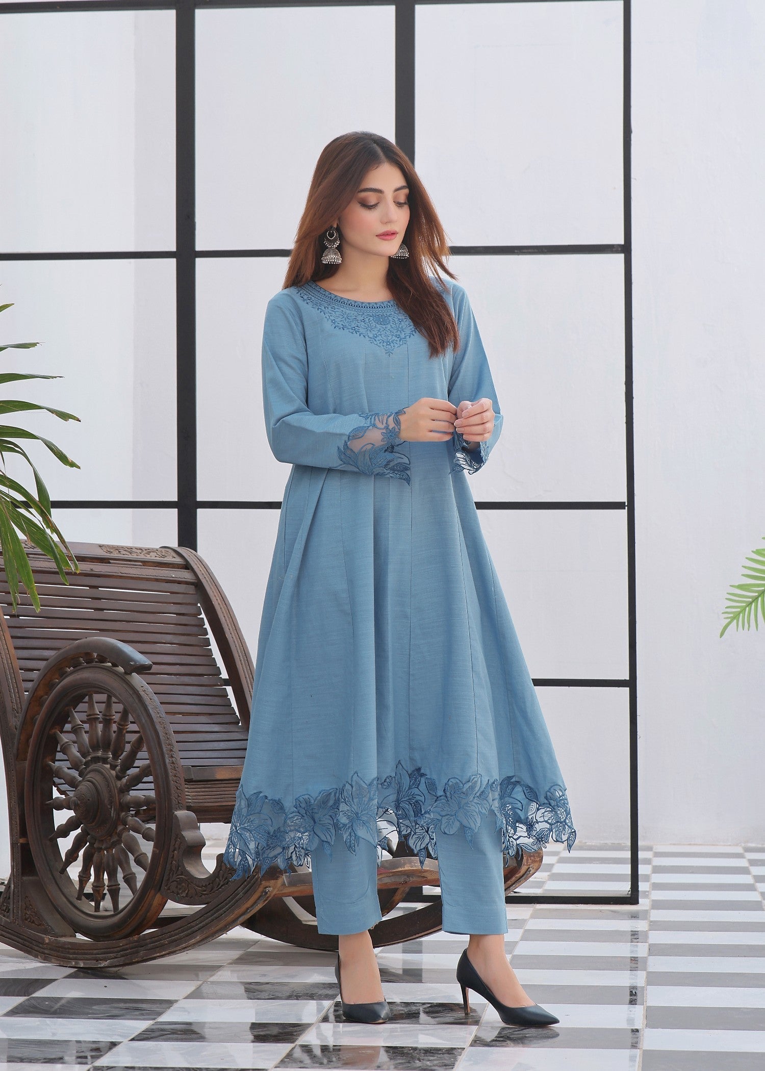 Luxeurs Niagara Lawn Embroidered Dress Women 2pcs