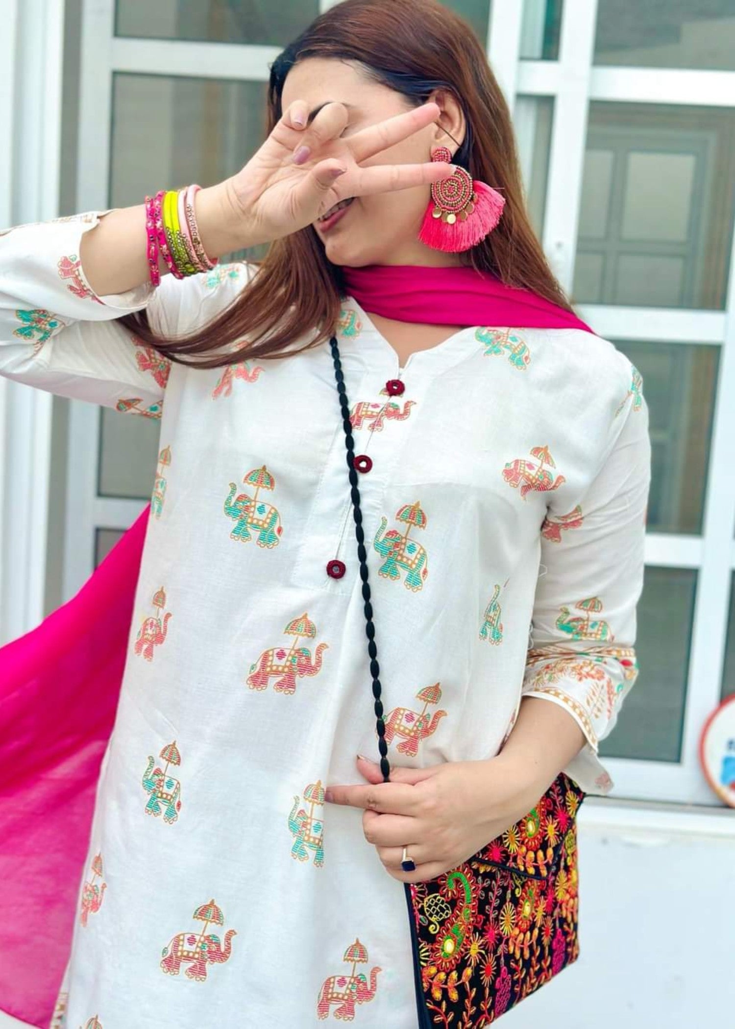 Anabya Garments WHITE ELE Women 2pcs