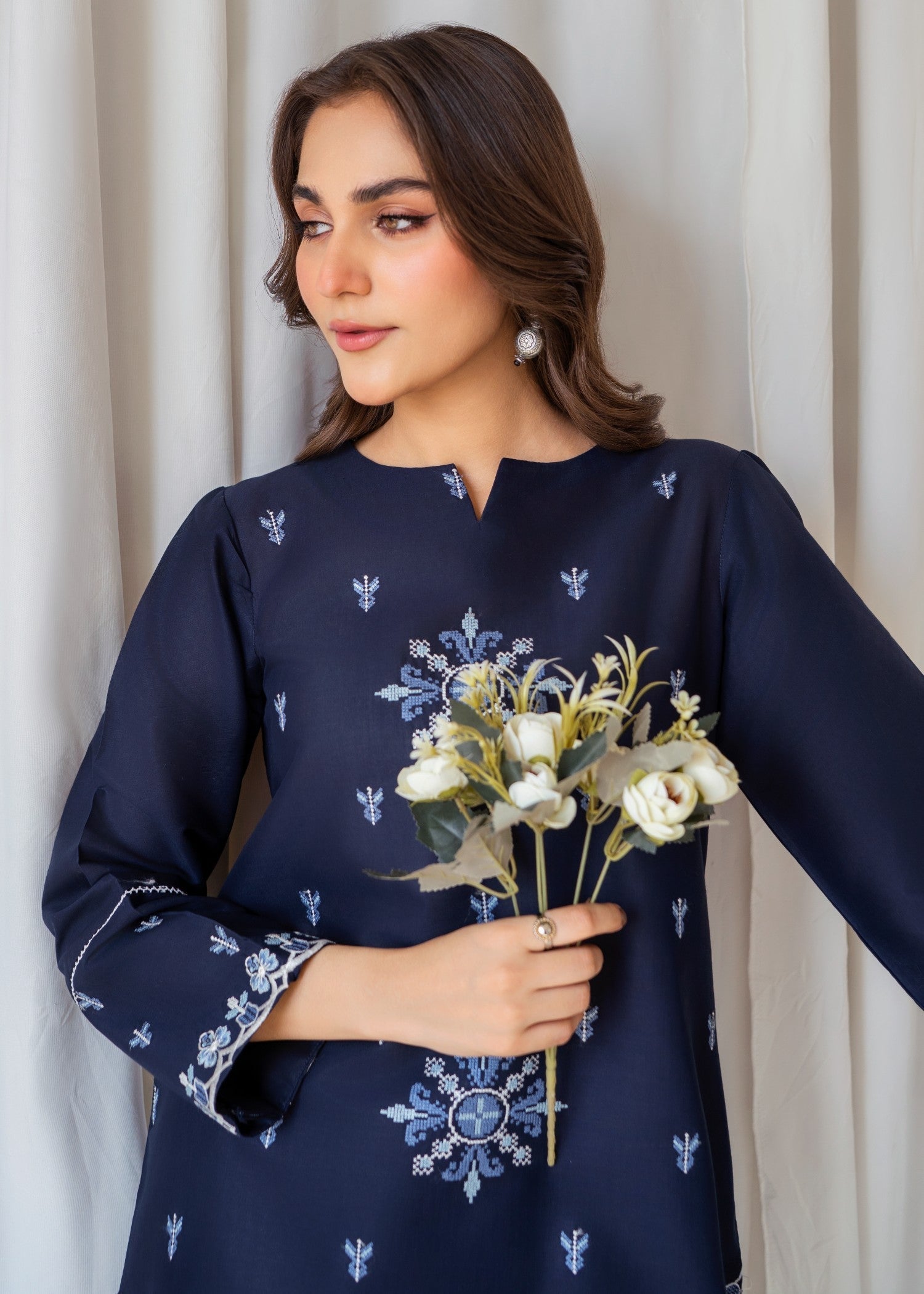 Zoya&Zafar Farshi Shalwar 002 Women 2pcs