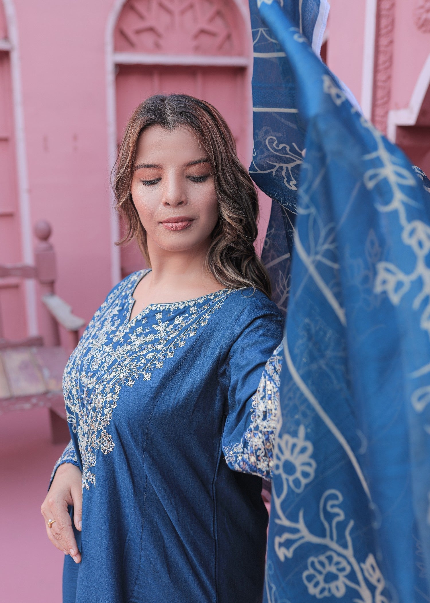 Shehroz Fashion PARIZAAD LAWN EMBROIDERY Women 3pcs