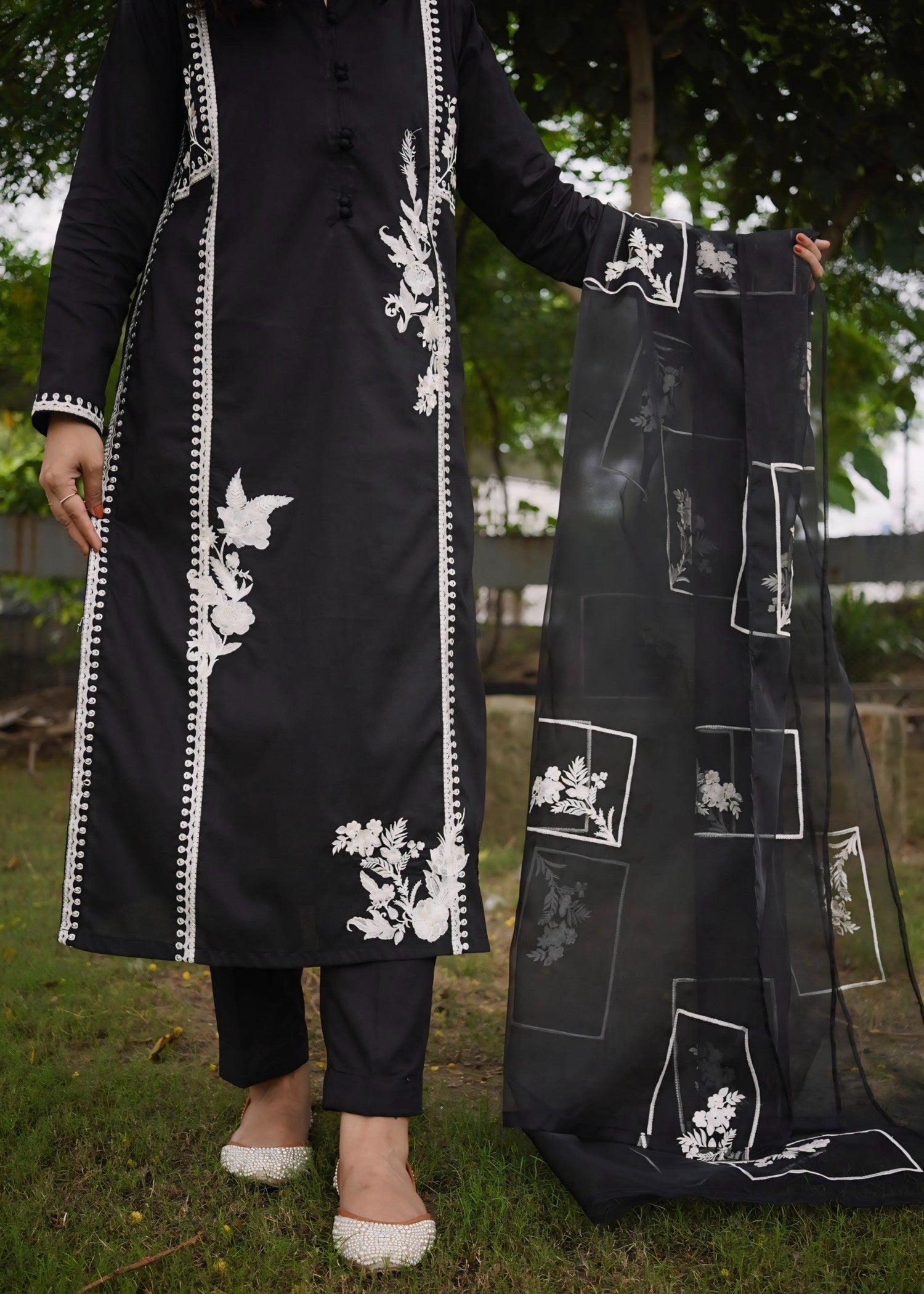 Tiraz Noor (Black) Women 3pcs