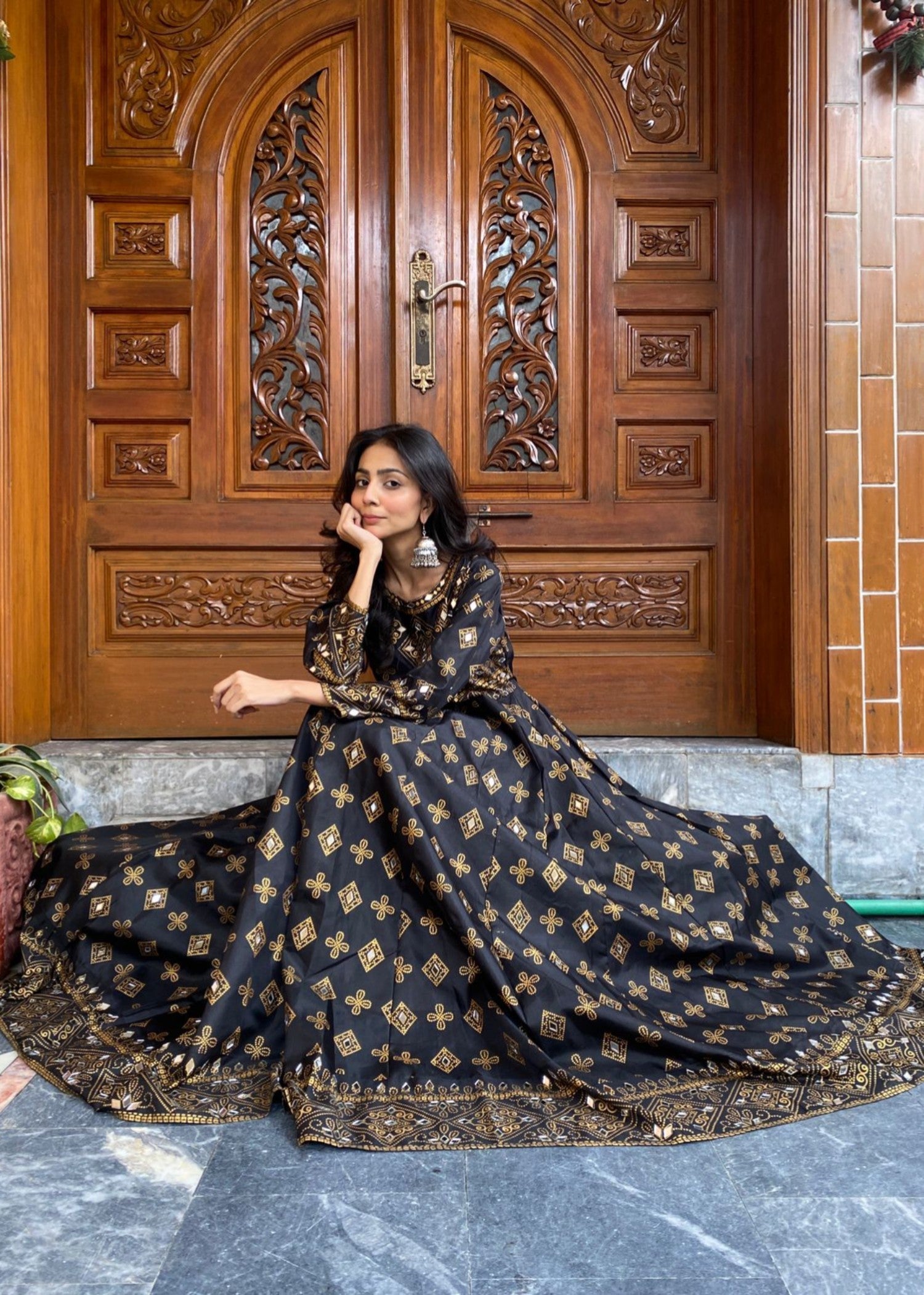 1 Virsapret R2 black Women 2pcs