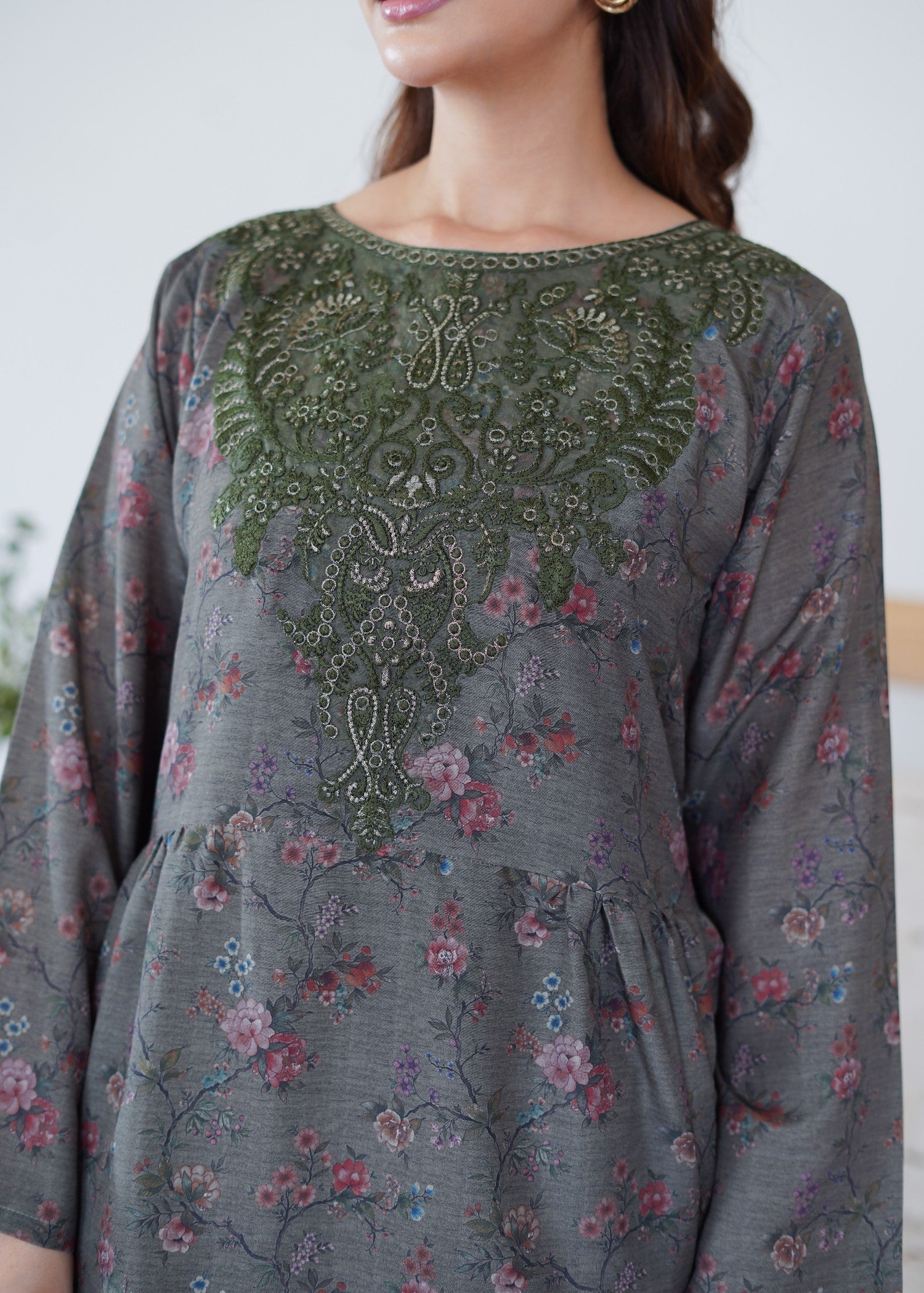 Mohagni GM 09 STITCHED Women 2pcs