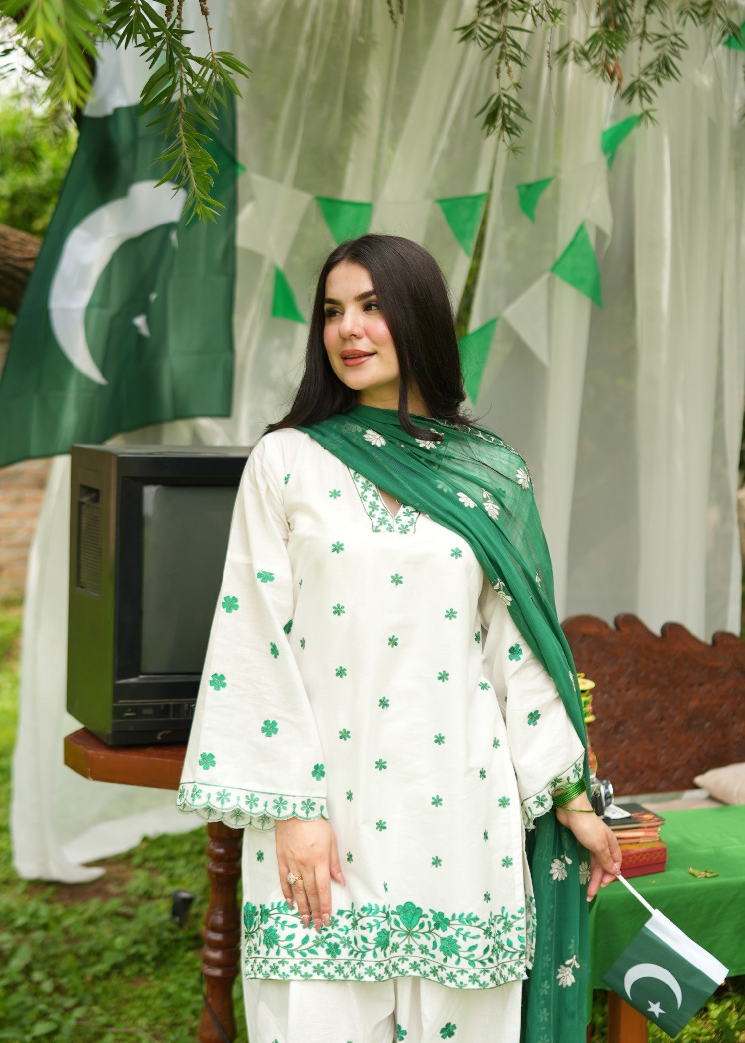 Noor Asiya Farshi Shalwar Pakistani Ethnic Lawn Dress Women 3pcs