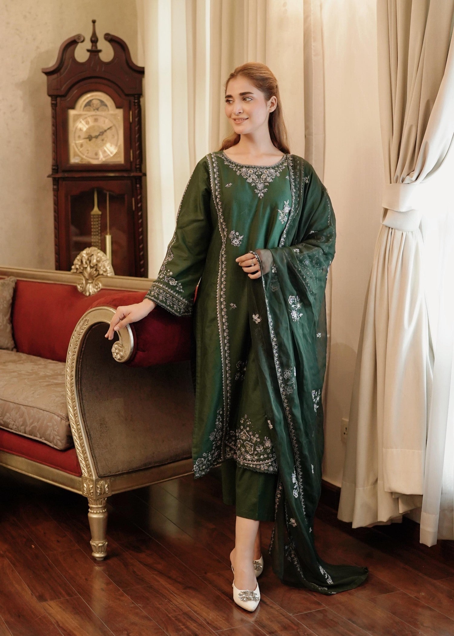 Kunaar Haseena Women 3pcs