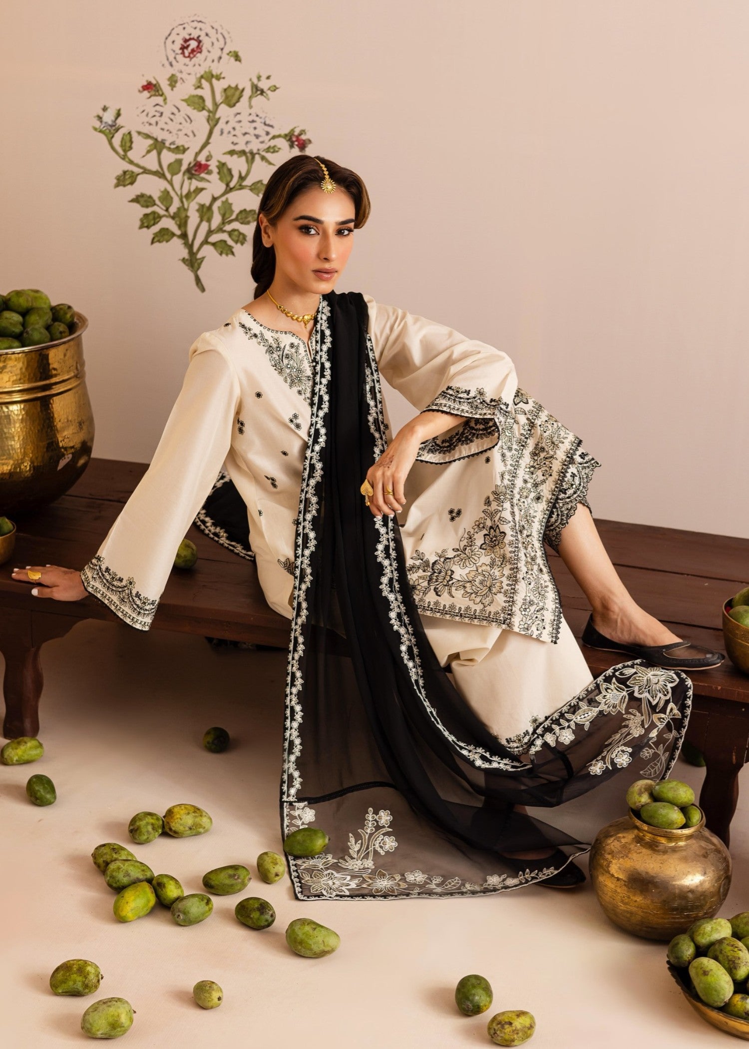 Kunaar khaista Women 3pcs