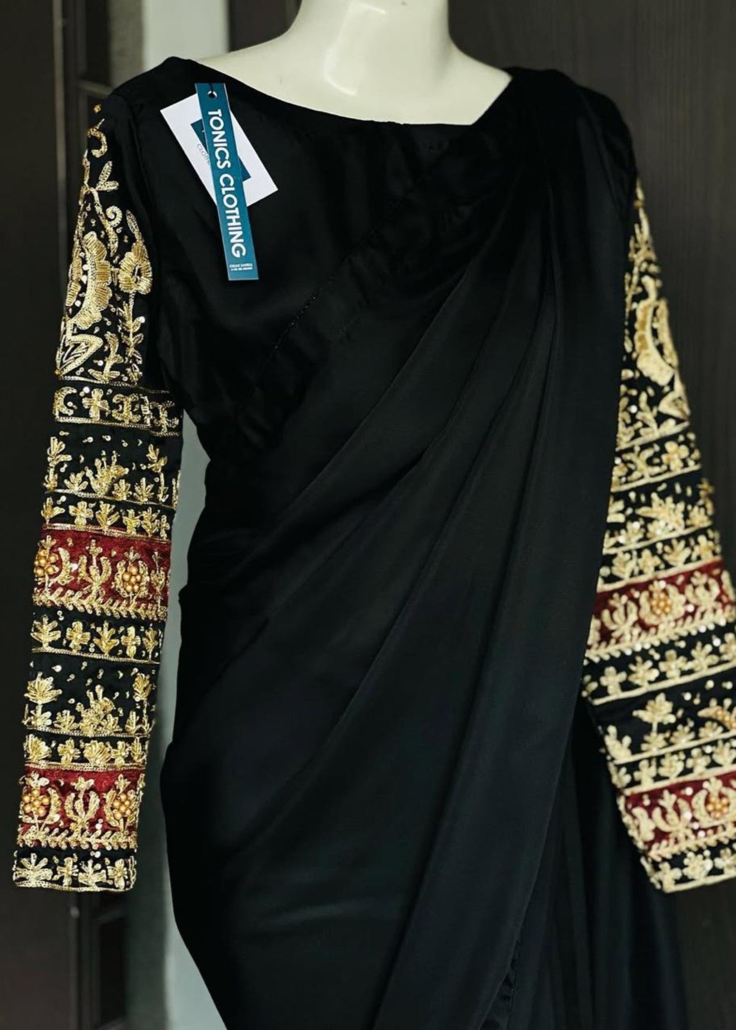 Tonics Clothing Noir Women 3pcs