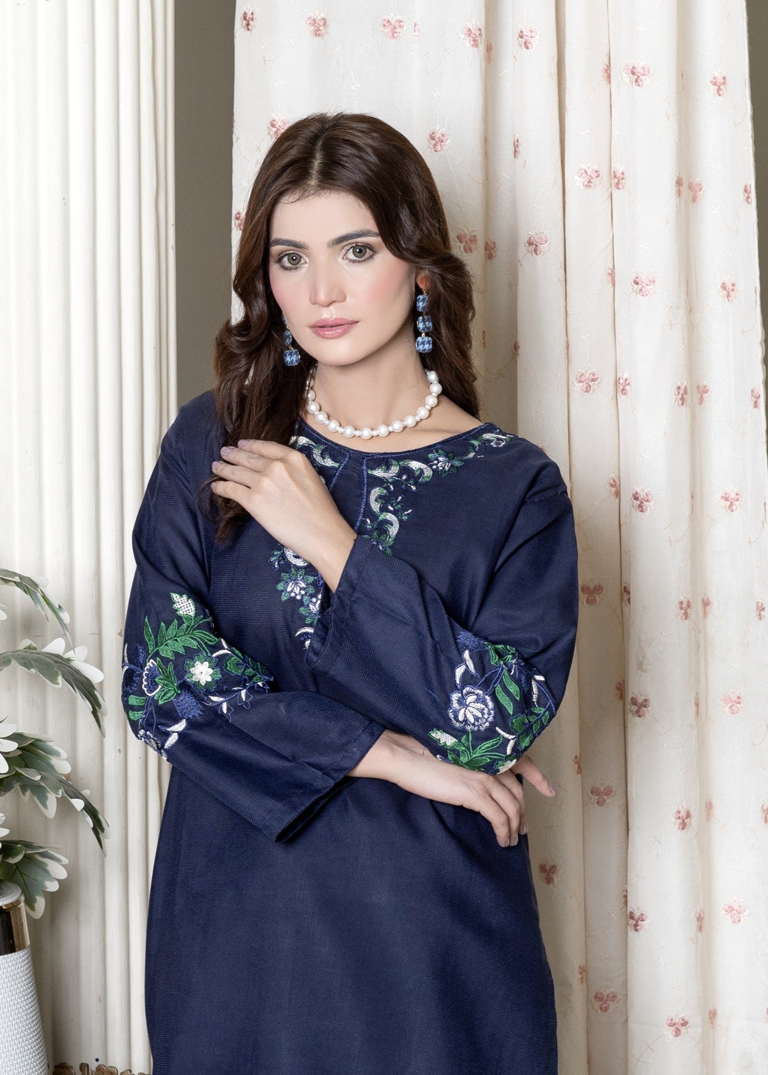 Hamna Kalim ZARTAJ NAVY Women 2pcs