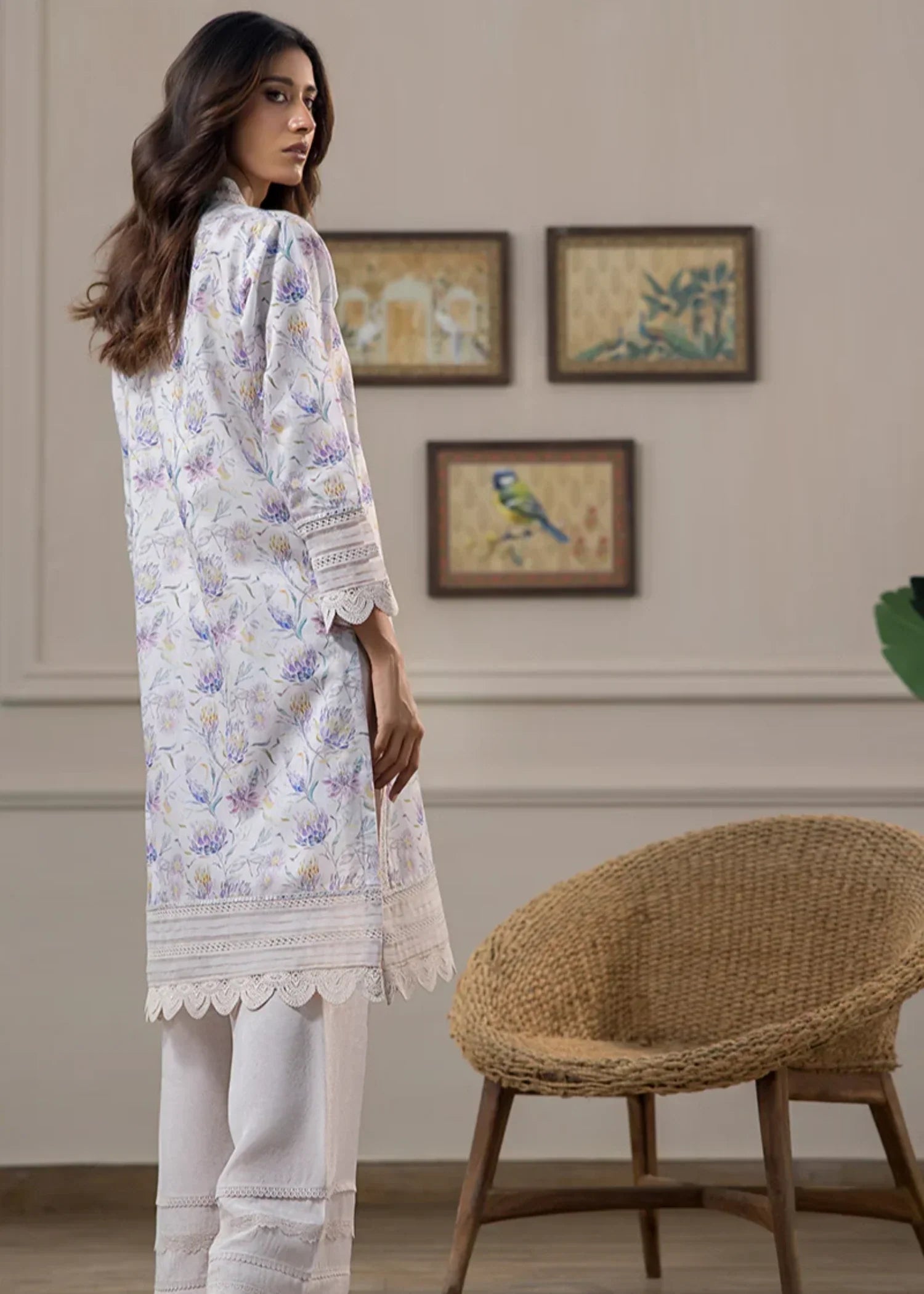 Threads & Motifs READY TO WEAR 9718 Women 1pcs