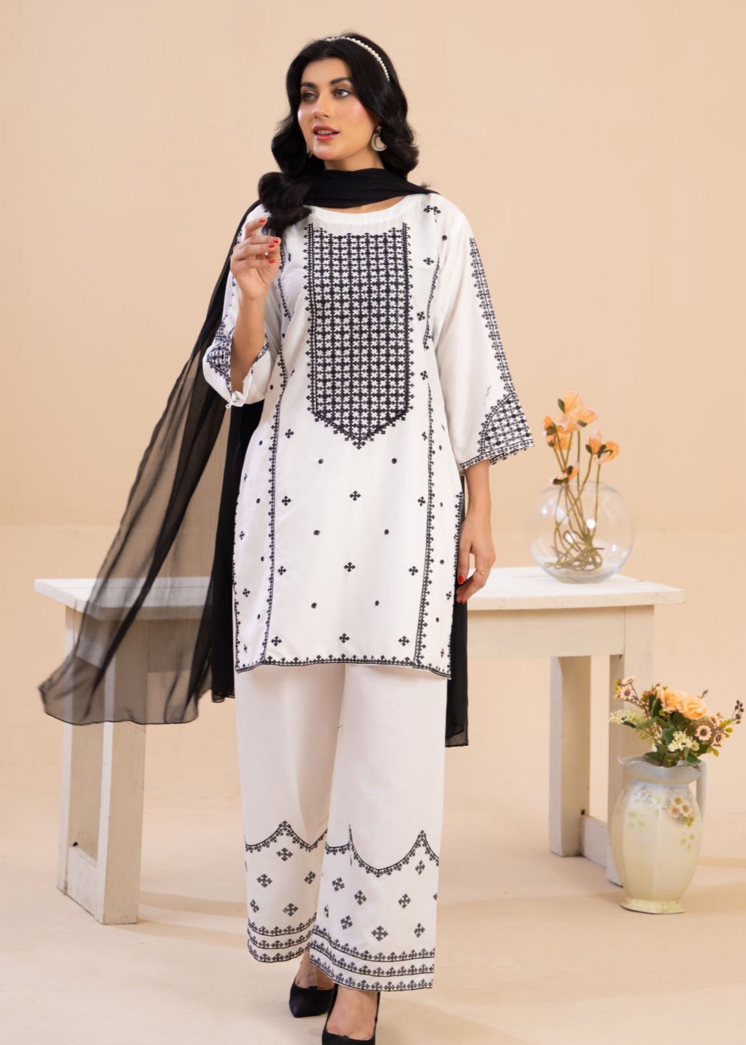 Zeenat & Zoha White black Women 3pcs