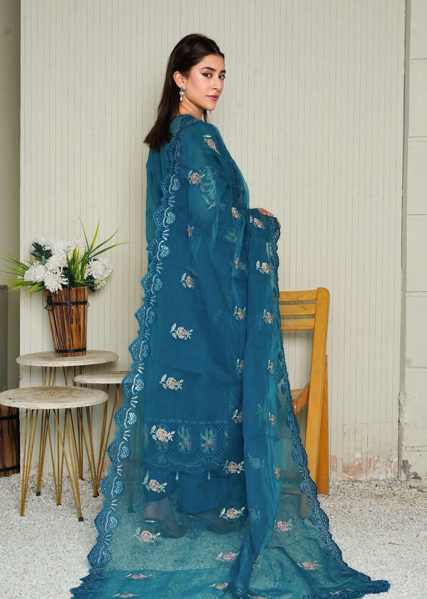 Surmai SOFIE Embroidered Women 4pcs