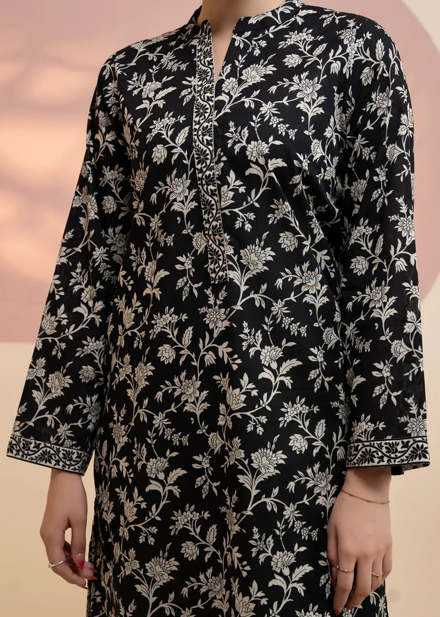 Zellbury WPS2512064 Black Women 1pcs