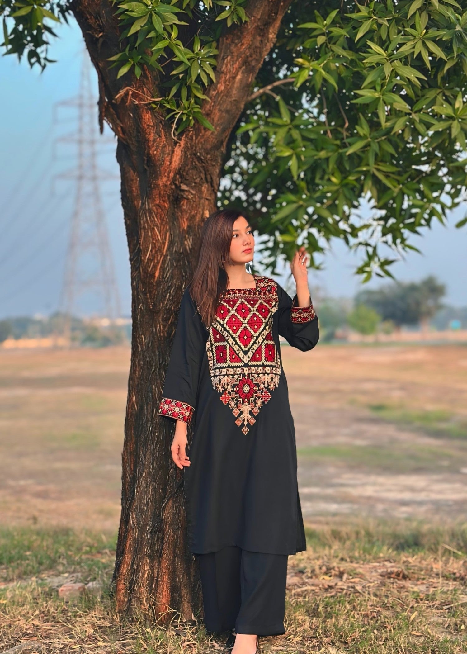 Tiraz Sang e Mah Women 2pcs