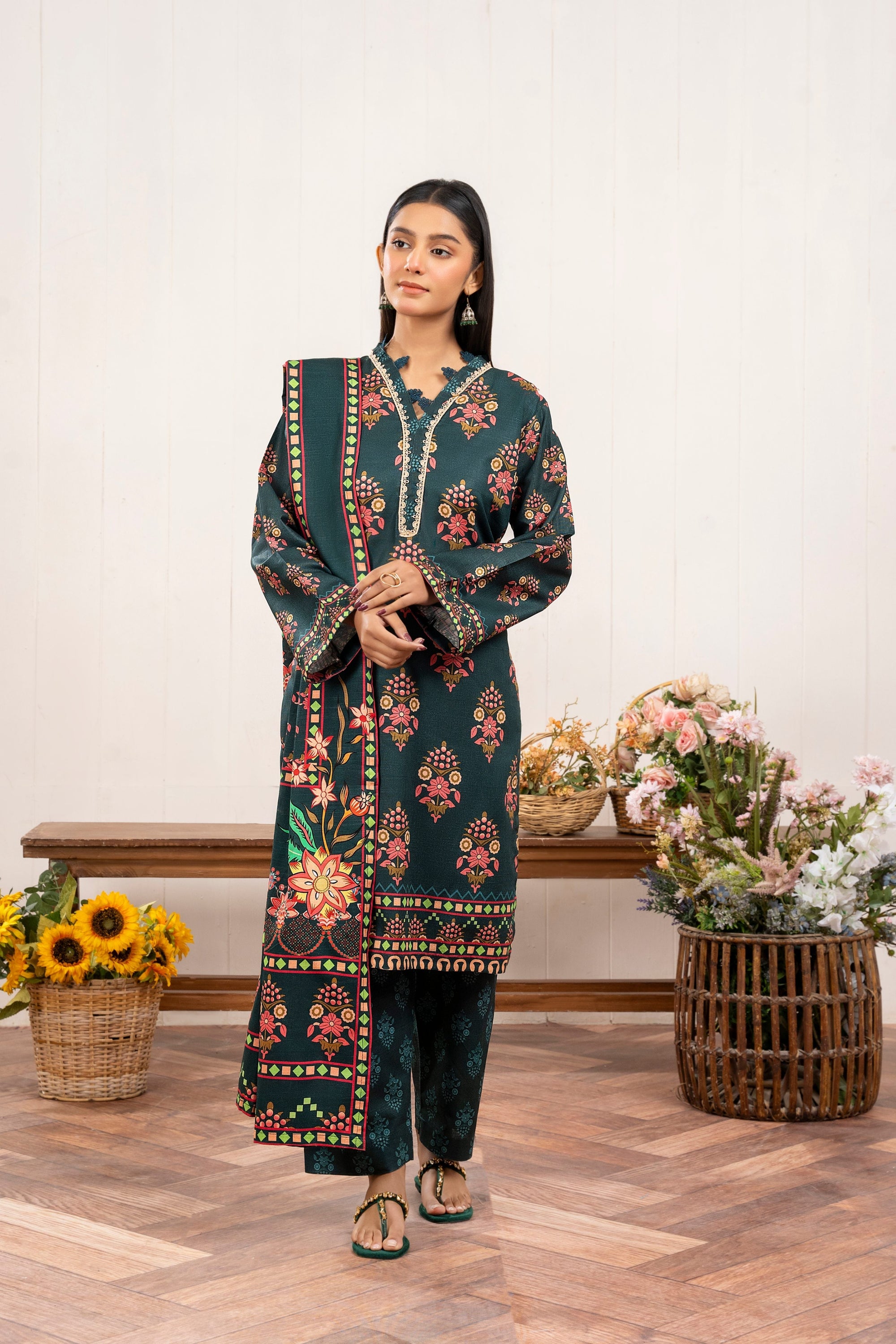 Wearalayah Women Daily Wear Winter Pine Green Women 3pcs