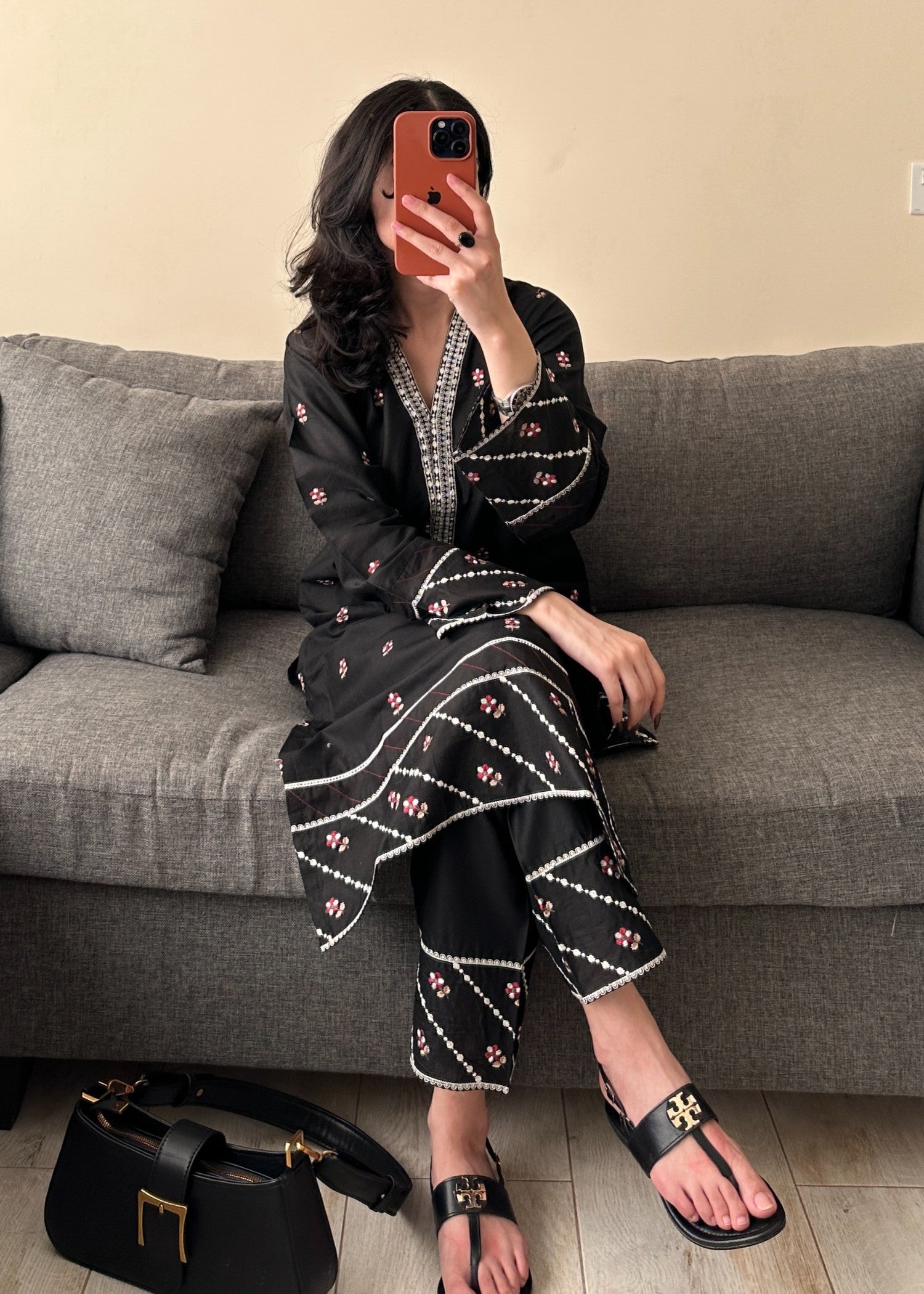 Zoya&Zafar Black Blossom Women 2pcs