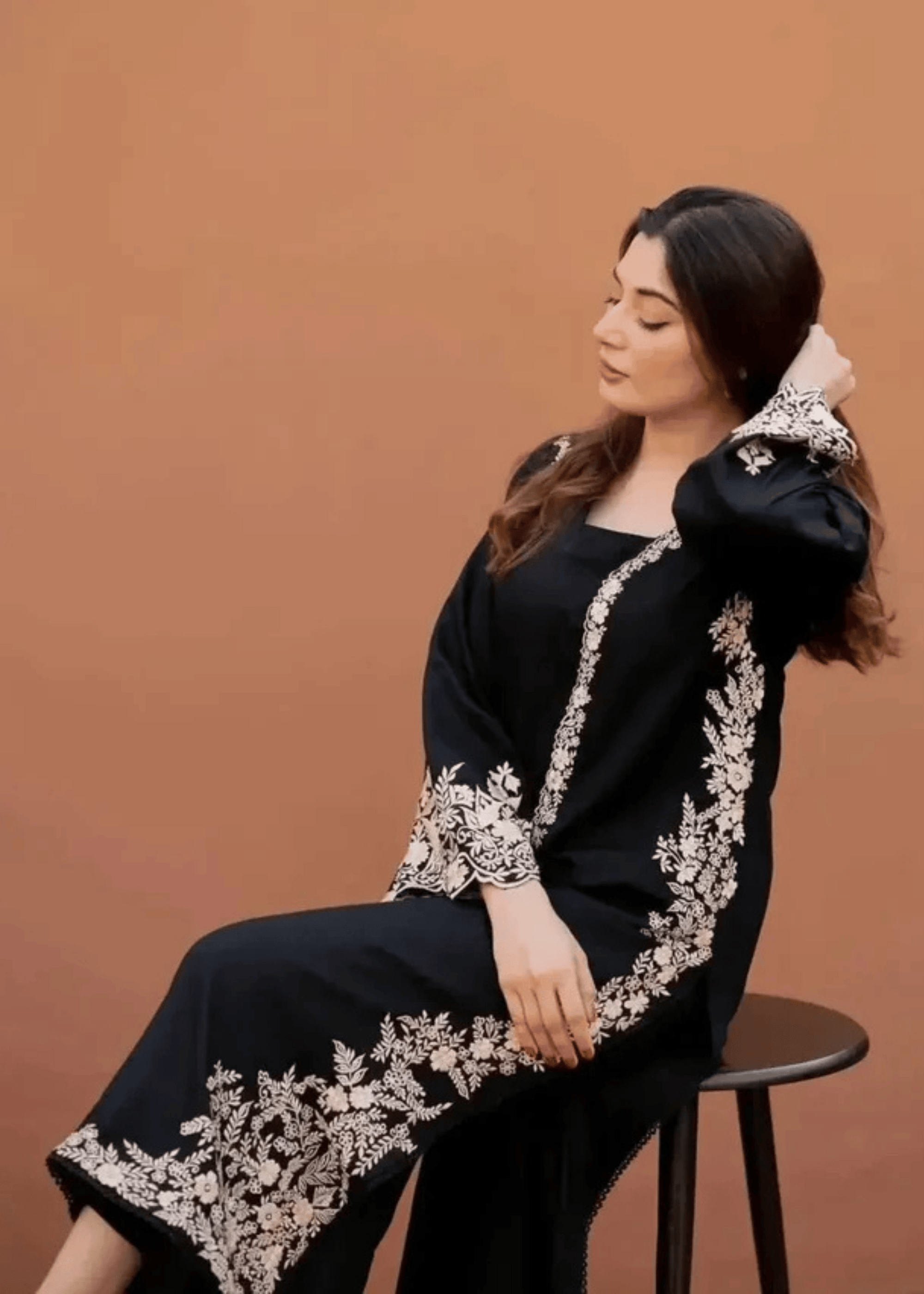 Rosyribbons Black Embroidered Stitched Women 2pcs