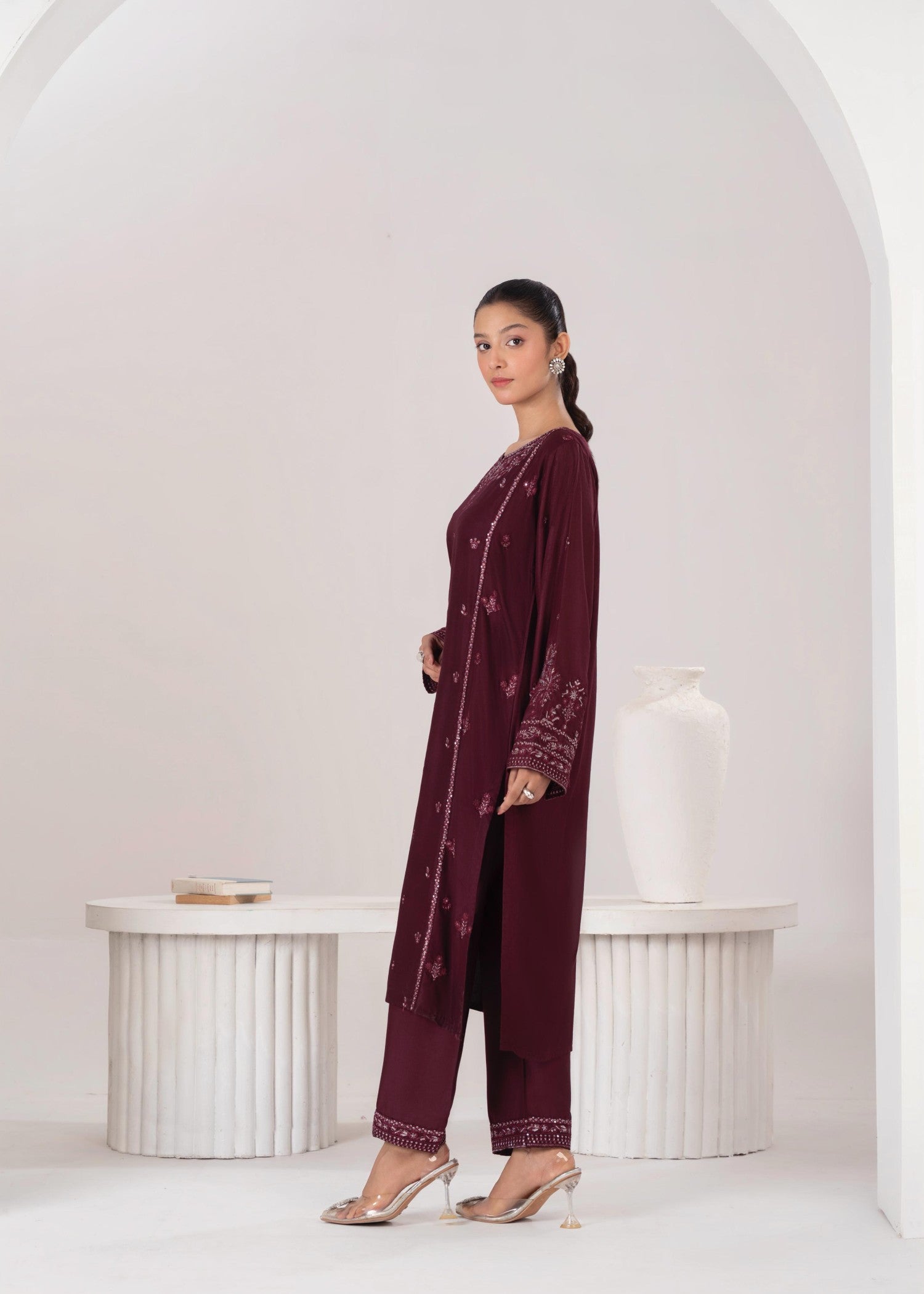 Stylish Collection LARA EMBROIDERED PLUM Women 2pcs