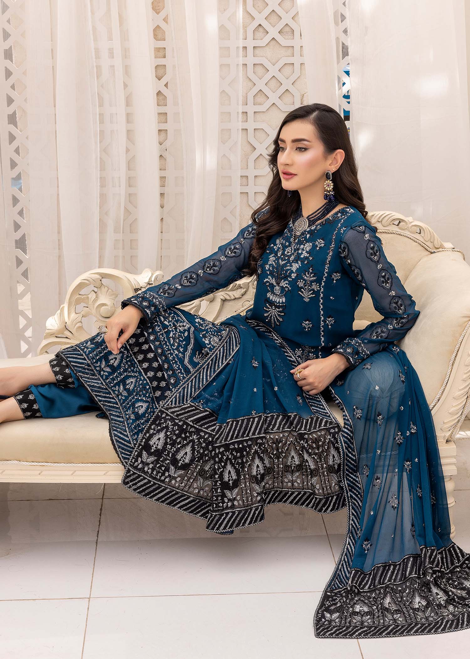 Kanwal Zainab MIDNIGHT ENCHANTRESS Women 3pcs