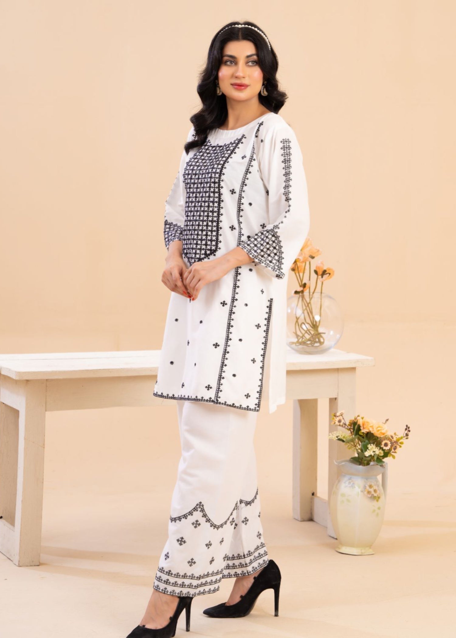 Zeenat & Zoha White black Women 3pcs